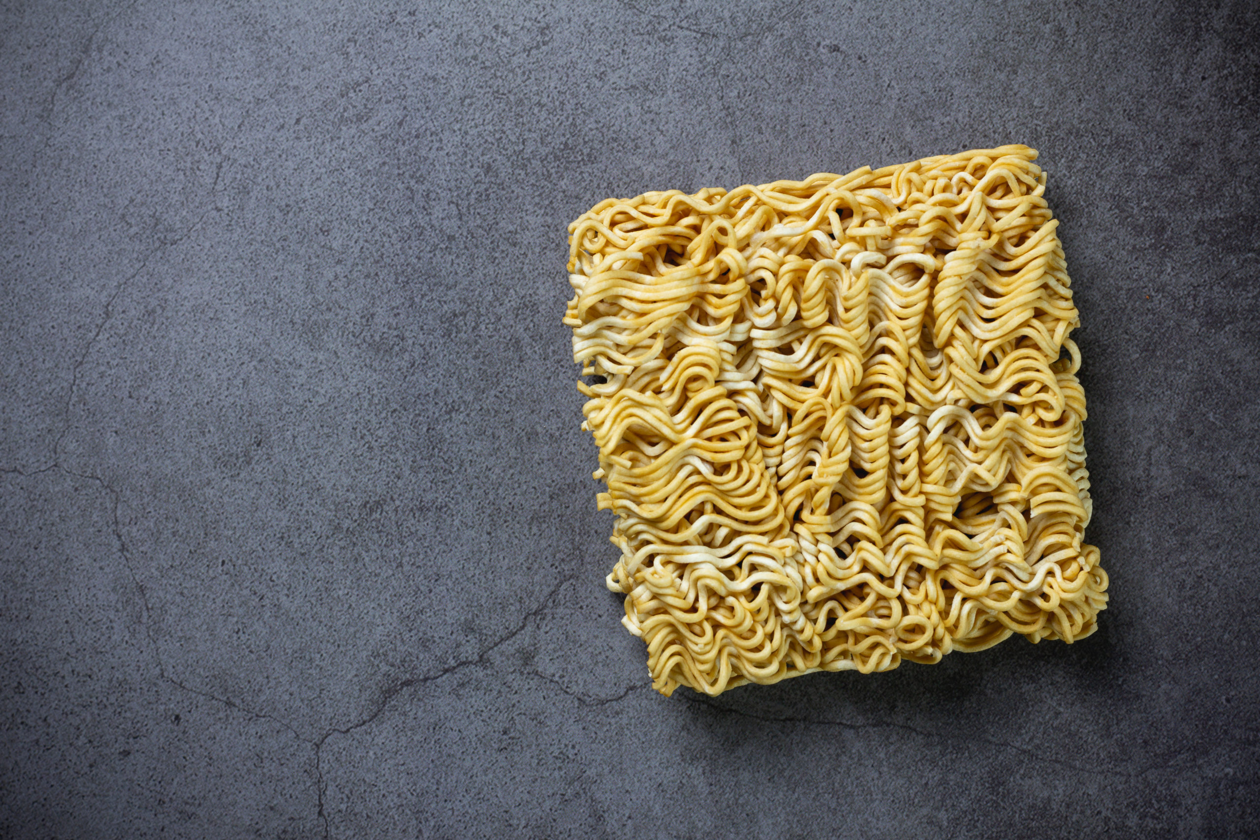 instant noodles table scaled