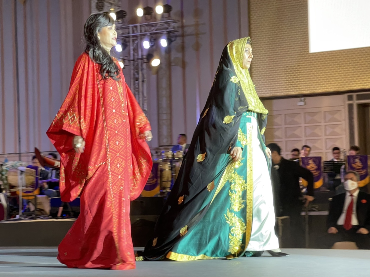 สถานทูตกว่า 100 ประเทศ ร่วมมหกรรม“ไหมไทยสู่เส้นทางโลก” ปีที่ 11 9 5AED9C95 373E 41EC BC45 678130E56898