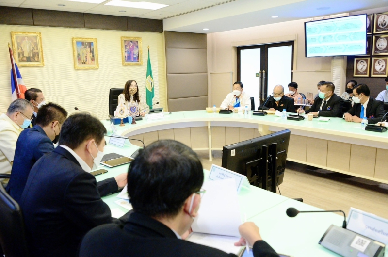 มนัญญา เดินหน้าแก้ปัญหาเอกสารสิทธิ์ที่ดินทำกินและที่อยู่อาศัยของเครือข่ายสหกรณ์ 13 นิคม 14 ป่า 2 651000002251