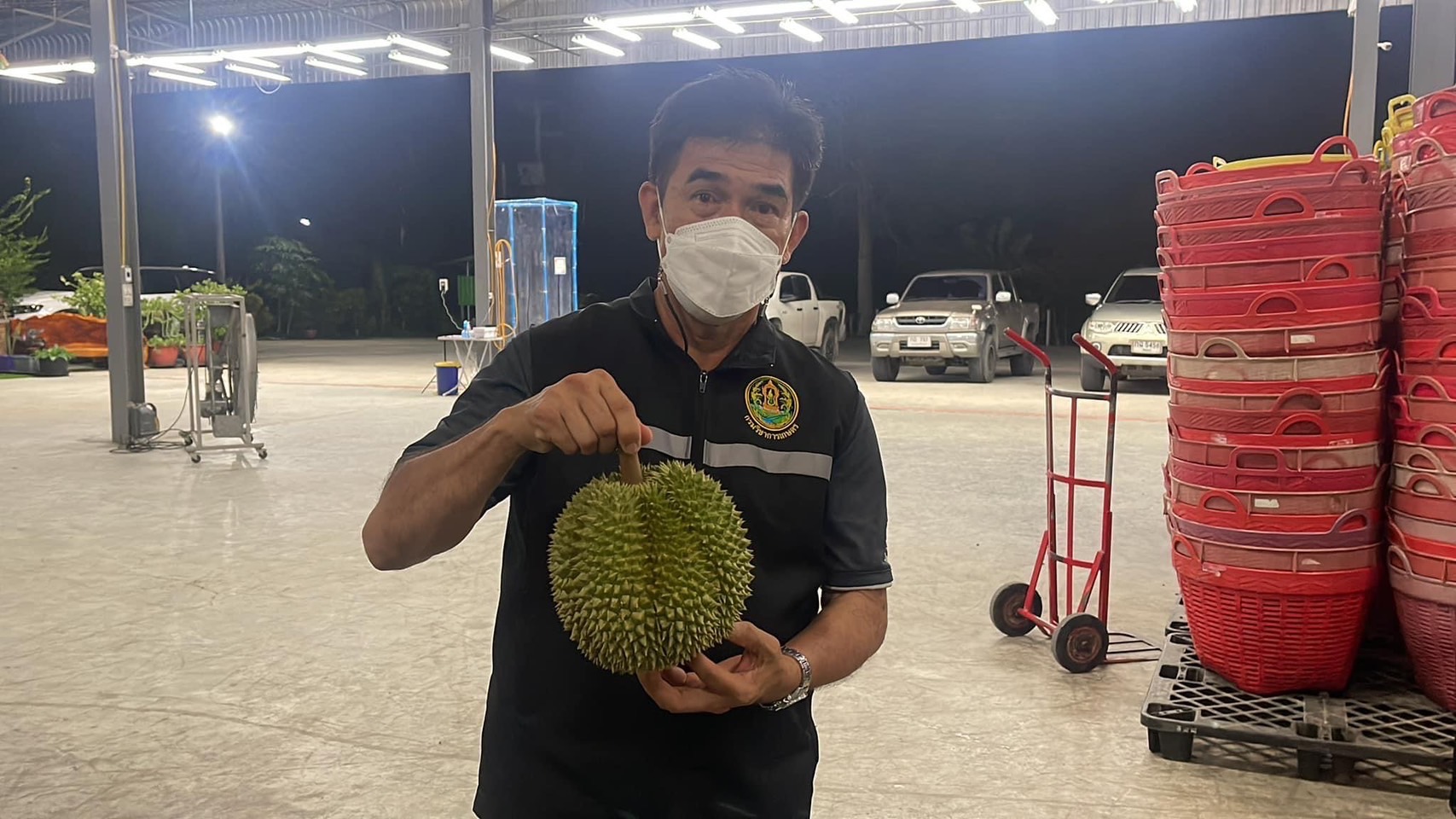 สมาคมทุเรียนไทย นำทัพเป็นตัวแทน 16 องค์กรยื่นหนังสือทบทวนย้ายมือปราบทุเรียนอ่อน !! 4 C7AFDE5D 6F4F 4648 9400 3FEDC178CF55