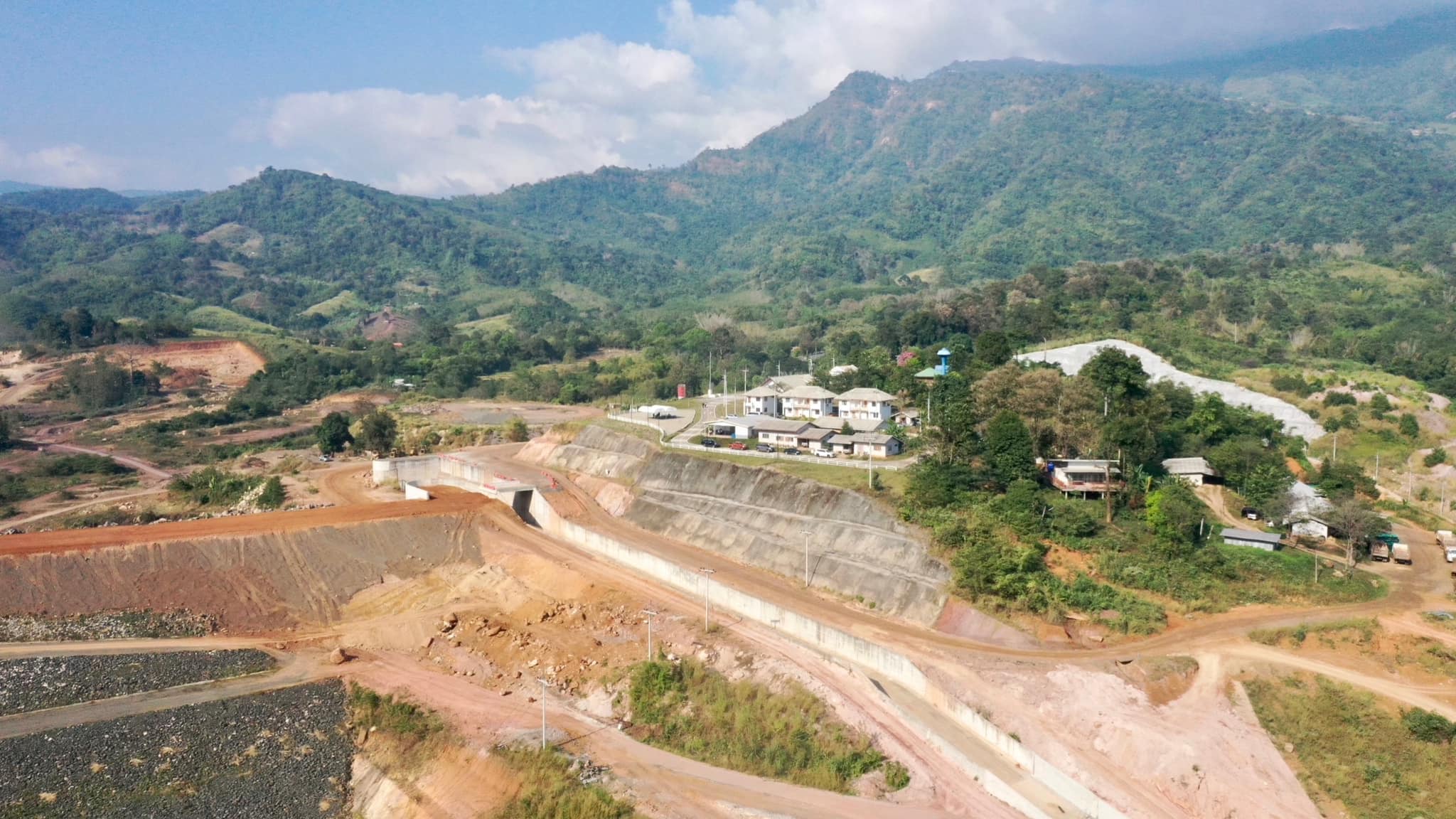 กรมชลฯ เดินหน้าสร้างความมั่นคงด้านน้ำ บรรเทาภัยแล้งเมืองมะขามหวาน 2 317941257 536732325168043 65111472217315964 n