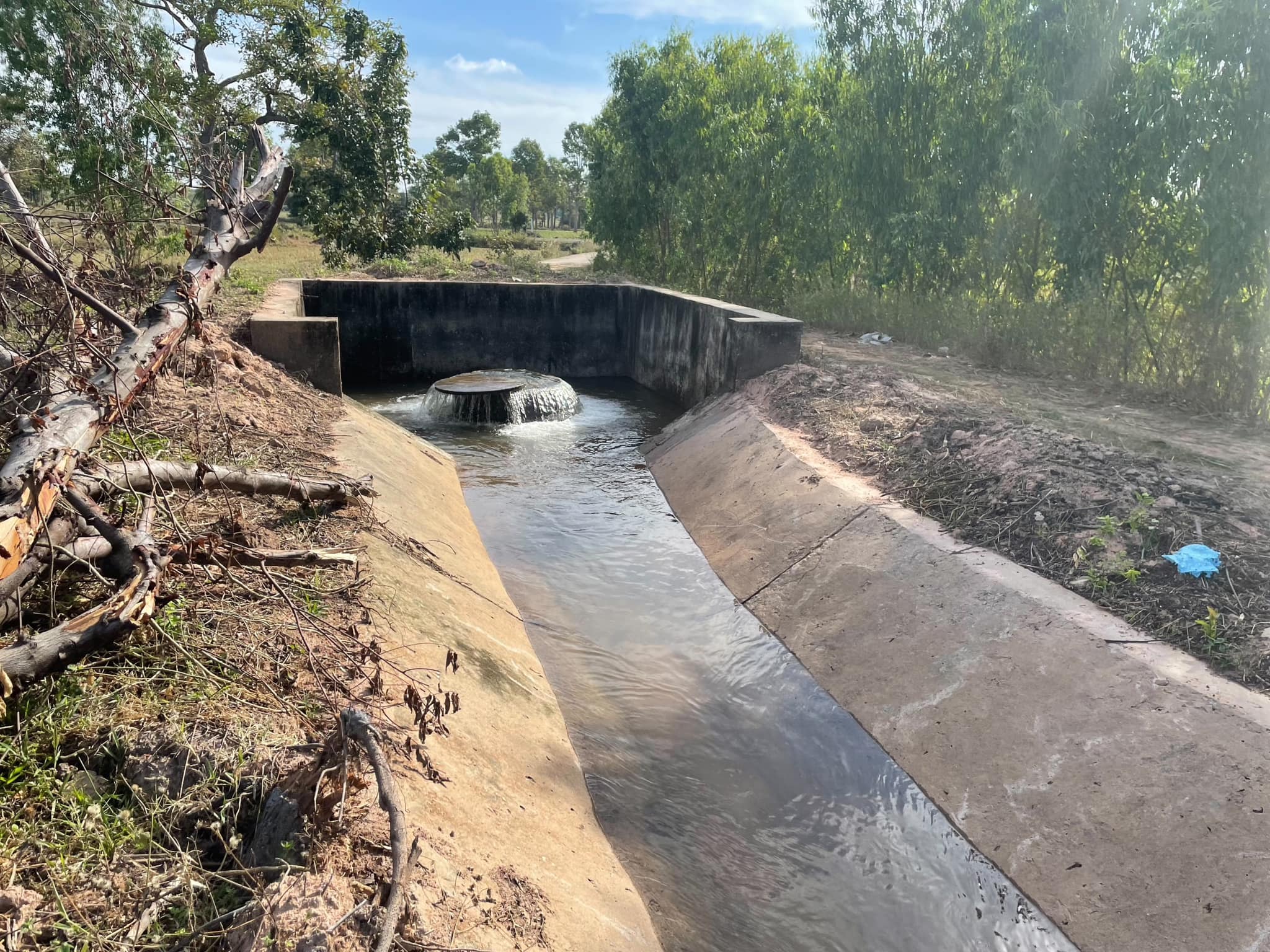 กรมชลฯแจงสถานีสูบน้ำฯ บ้านยางชุมภูมิตำรวจ จ.ศรีสะเกษ ใช้งานได้จริง 2 334766537 750623913314390 4143628287808965464 n