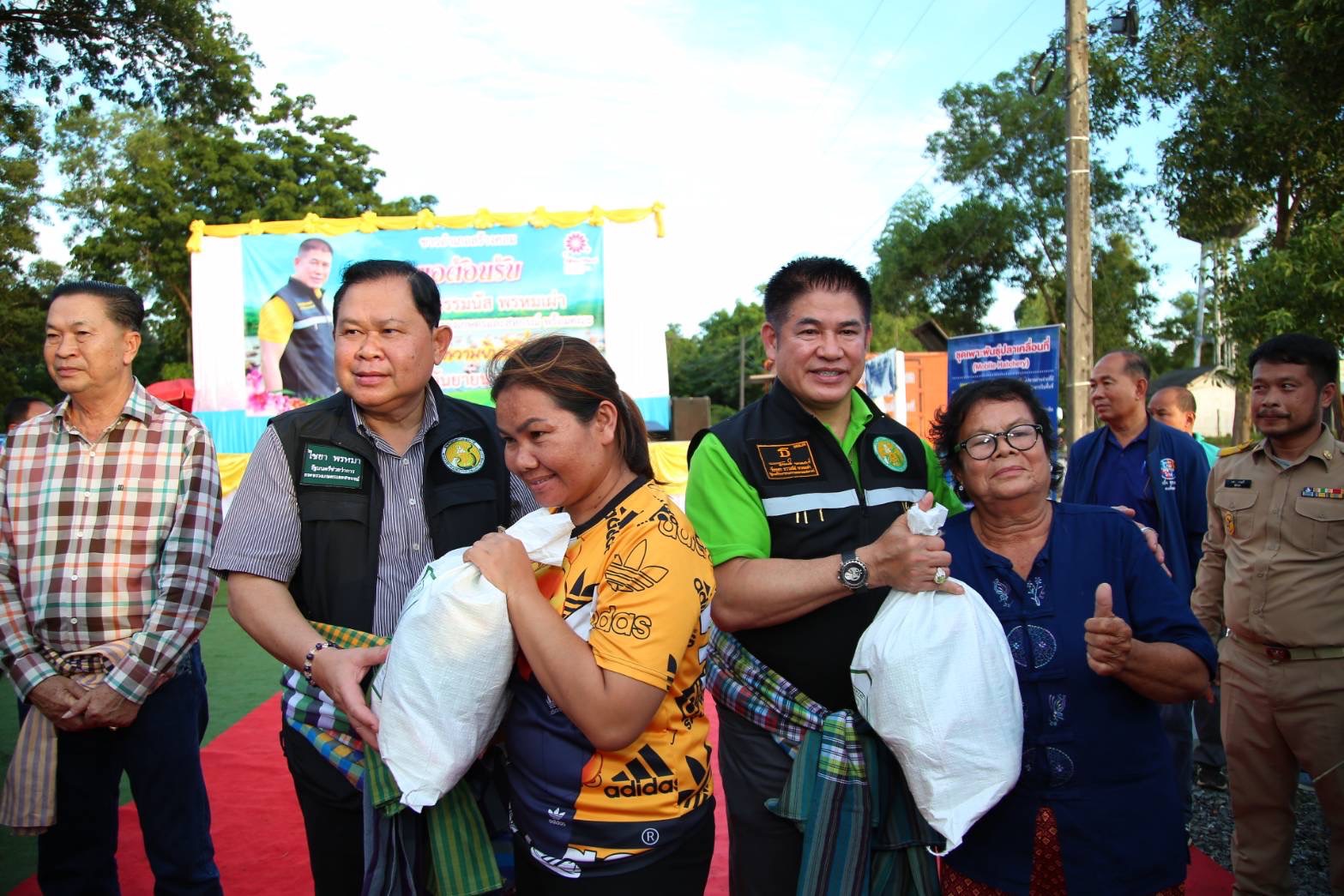 “ธรรมนัส-ไชยา” ติดตามสถานการณ์น้ำและสถานการณ์ภัยพิบัติด้านการเกษตร จ.อุดรธานี 5 S 8331464 1