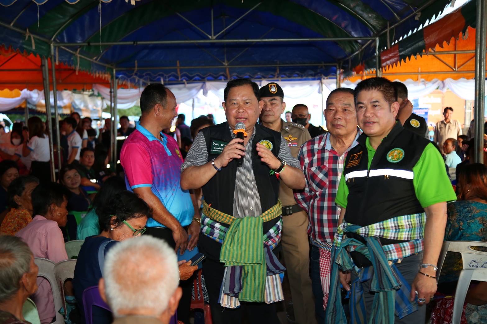 “ธรรมนัส-ไชยา” ติดตามสถานการณ์น้ำและสถานการณ์ภัยพิบัติด้านการเกษตร จ.อุดรธานี 4 S 8331468