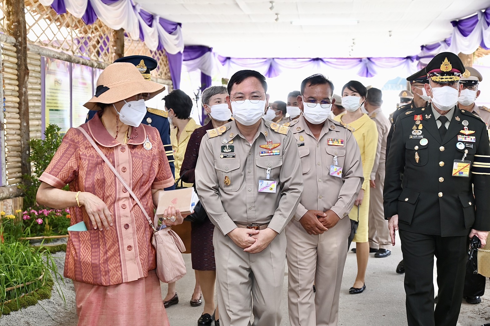 กรม 16