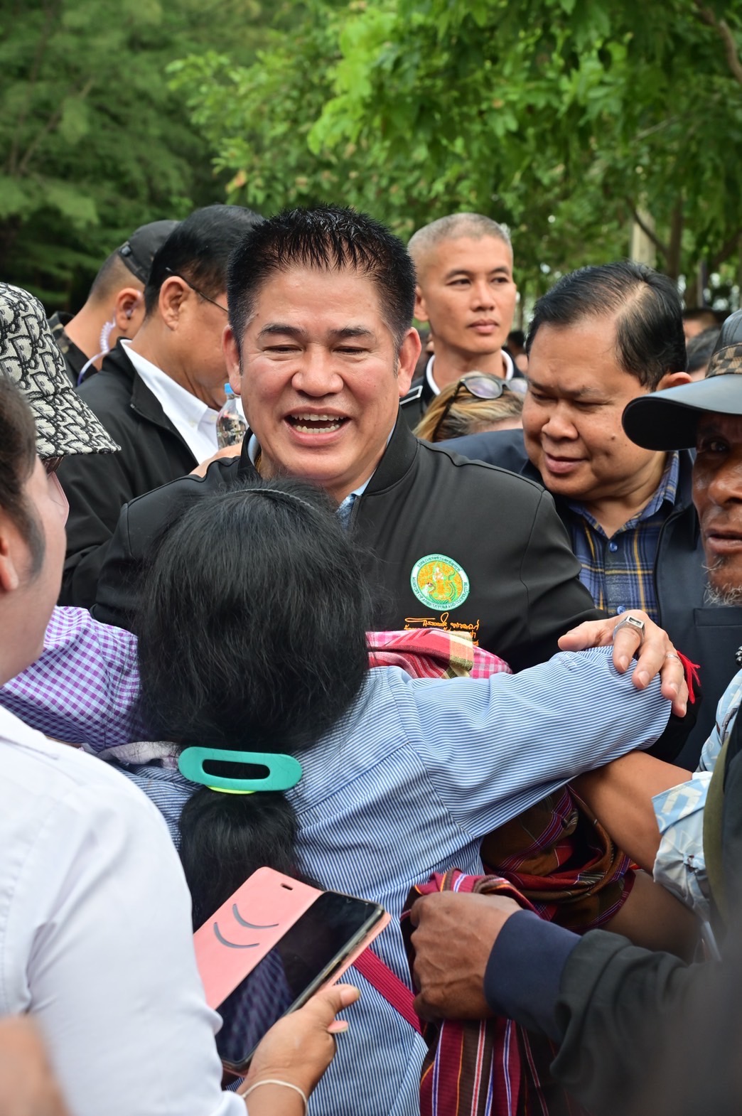 ธร