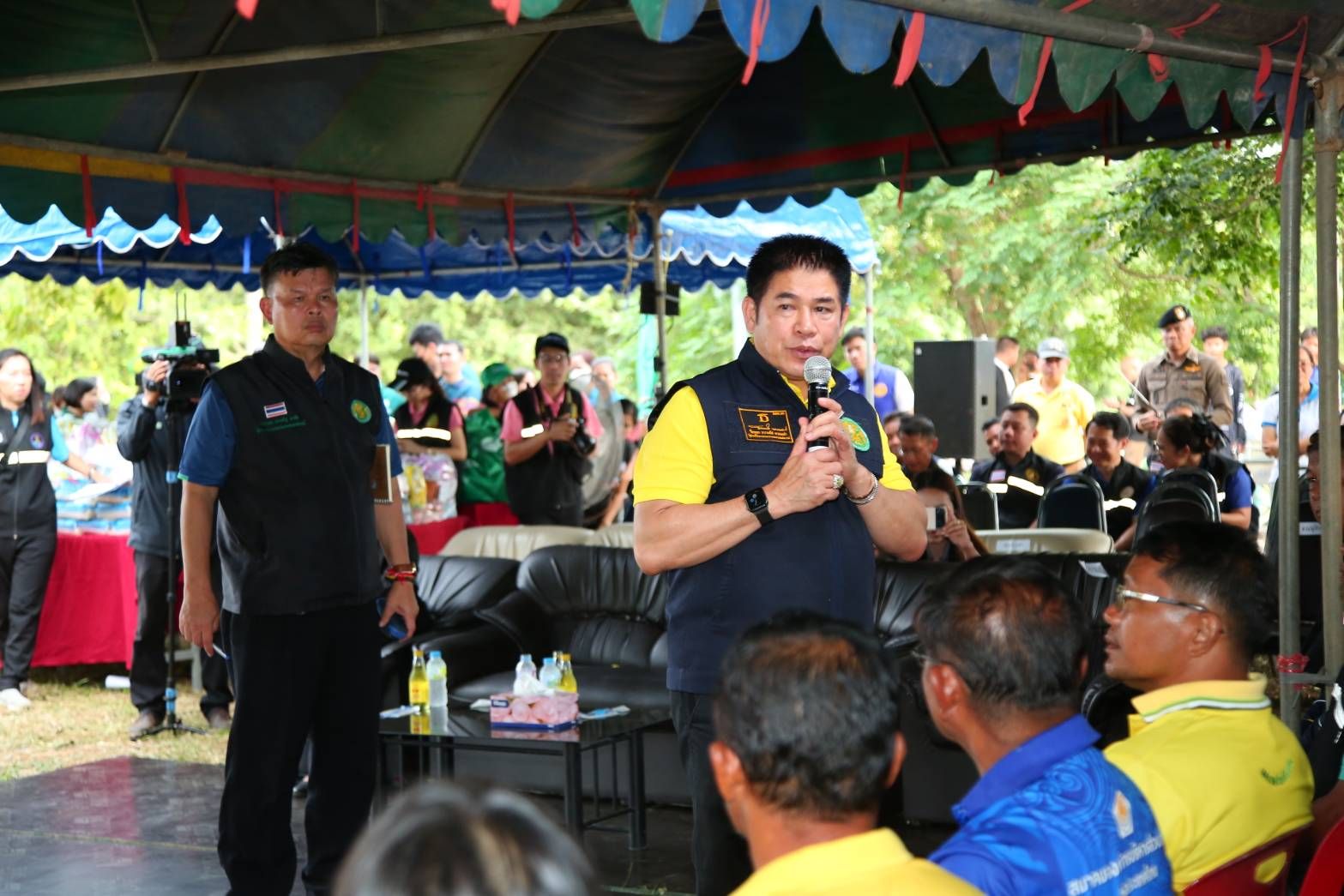 ประมวลภาพ รมว.ธรรมนัส ลงพื้นที่ติดตามสถานการณ์น้ำ จ.สุโขทัย ประชาชนได้รับความเดือดร้อน 1,365 ครัวเรือน 2,814 คน พื้นที่ทางเกษตร 62,483.50 ไร่ 5 540503