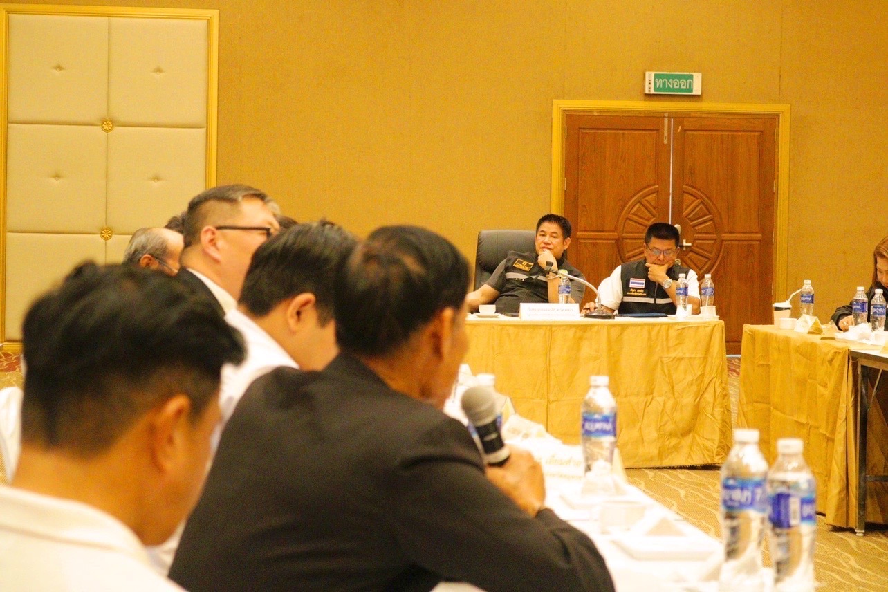 หารือประมงชื่นมื่น “ธรรมนัส” เตรียมประกาศใช้กฎหมายลูก 19 ฉบับ พิจารณาอนุญาตทำประมง 3 IMG 7743