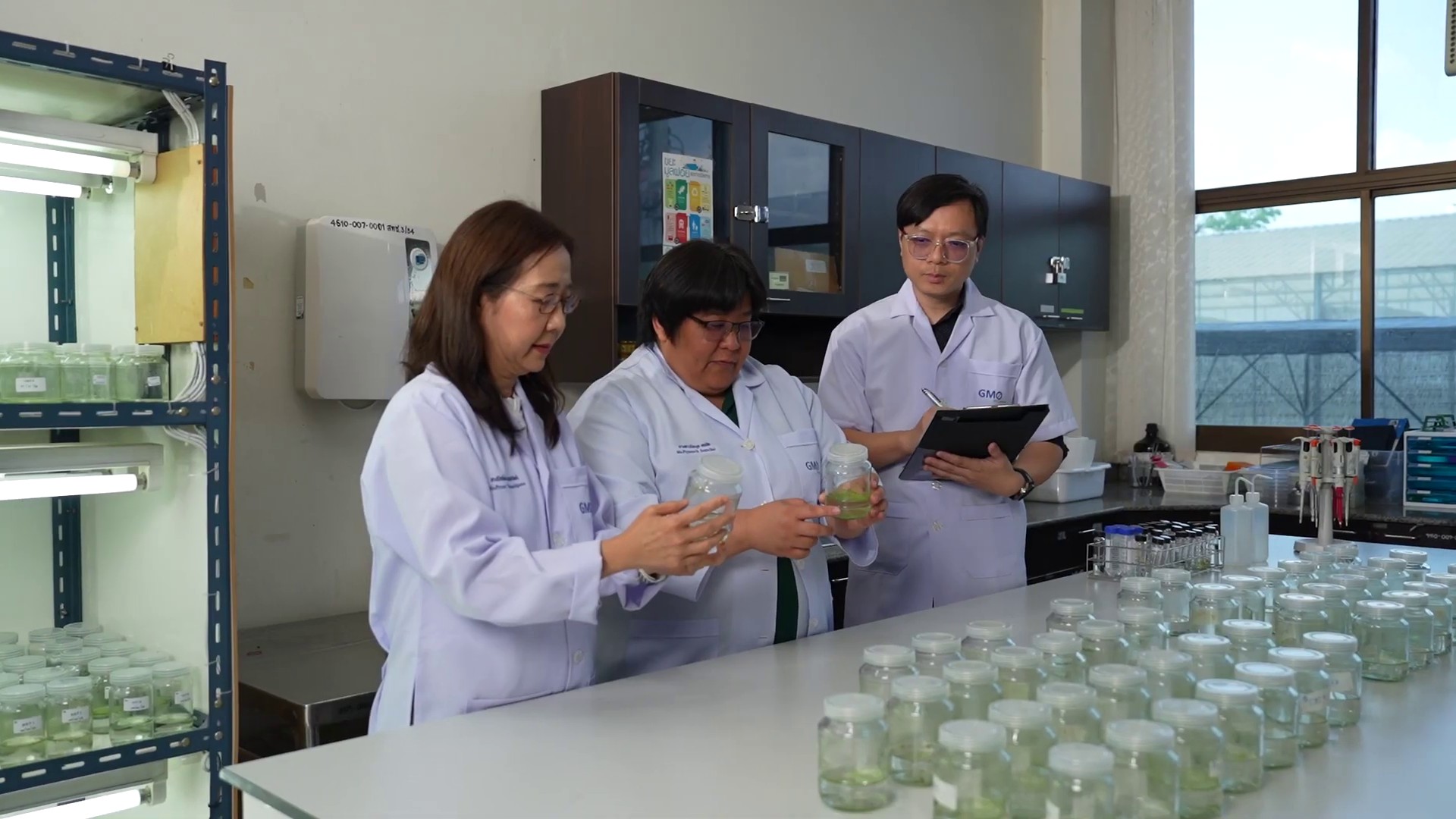 กรมวิชาการเกษตร ใส่เกียร์เดินหน้าพัฒนาพันธุ์พืชด้วยเทคโนโลยีจีโนมเตรียมพร้อมเป็น Seed hub ยกระดับรายได้เกษตรกรไทย 7 004