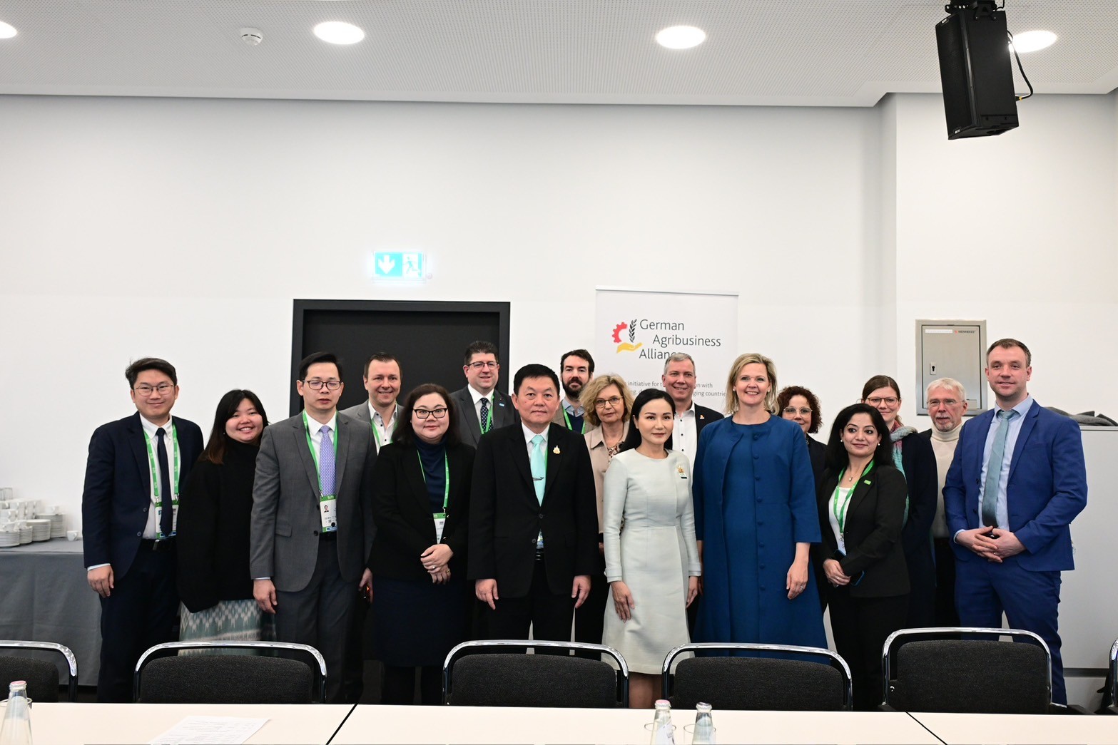 “รมว.นฤมล” เยือนเบอร์ลิน พบ GAA ถกความร่วมมือพัฒนาเทคโนโลยีและนวัตกรรมด้านเกษตร พร้อมส่งเสริม Young Smart Farmers 3 1 1