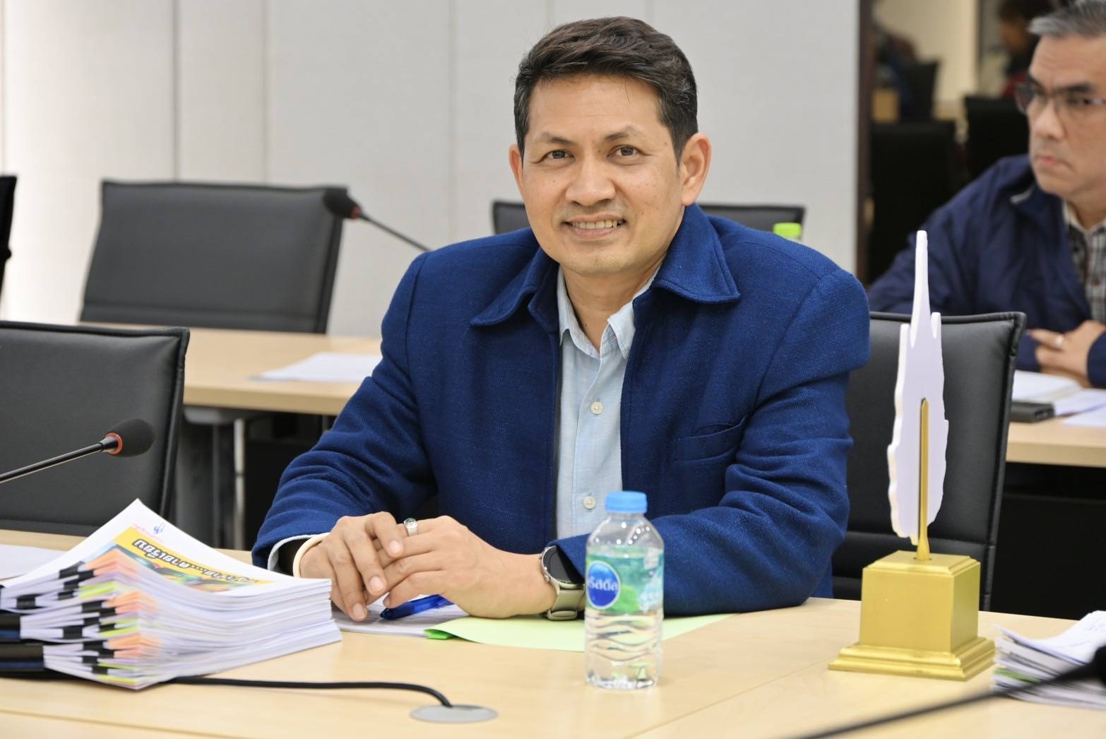 อธิบดีกรมวิชาการเกษตร ประชุมด่วน คณะกรรมการตรวจสอบจำหน่ายปัจจัยทางการเกษตรทางสื่อออนไลน์ คุมเข้ม วัตถุอันตรายทางการเกษตร ตัดวงจรการนำเข้า และจำหน่ายภายในประเทศทางสื่อออนไลน์ -แจ้งสายตรงกรมวิชาการเกษตร 5 839357