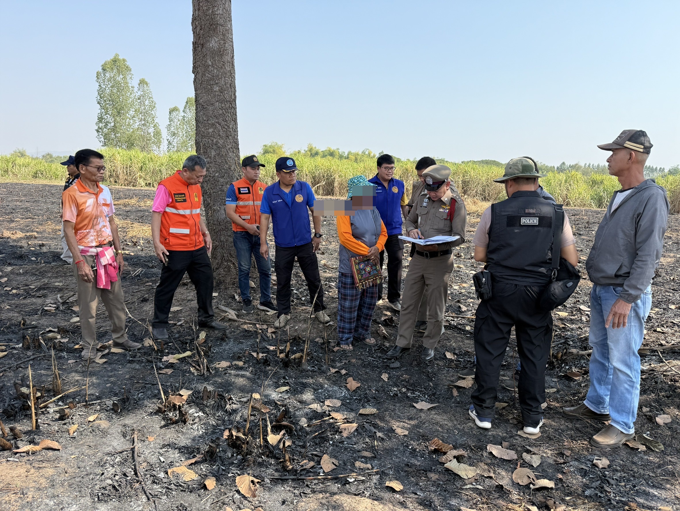 ผู้ว่าฯหนองบัวลำภู สั่งการยกระดับควบคุมการเผาลดฝุ่น PM 2.5 แจ้งตำรวจบังคับใช้กฎหมายเด็ดขาด และให้เกษตรจังหวัดตัดสิทธิ์ช่วยเหลือเกษตรกรเผาในพื้นที่การเกษตร 5 S 144932881