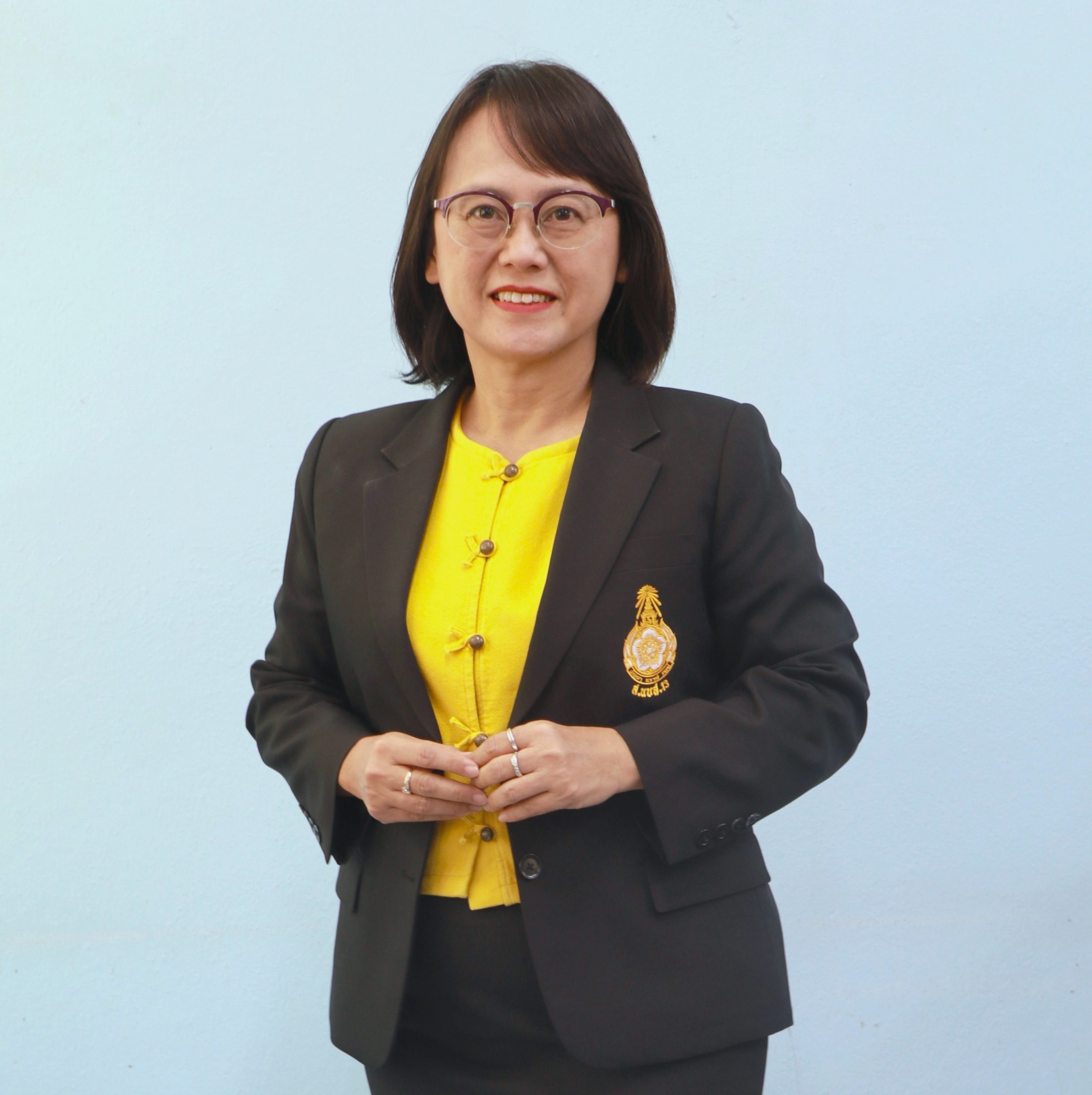 ‘ศกอ.สุพรรณบุรี’ ทำนาข้าวลดโลกร้อน ขายคาร์บอนเครดิต สร้างรายได้ 2 ผอ.สศท.7 scaled