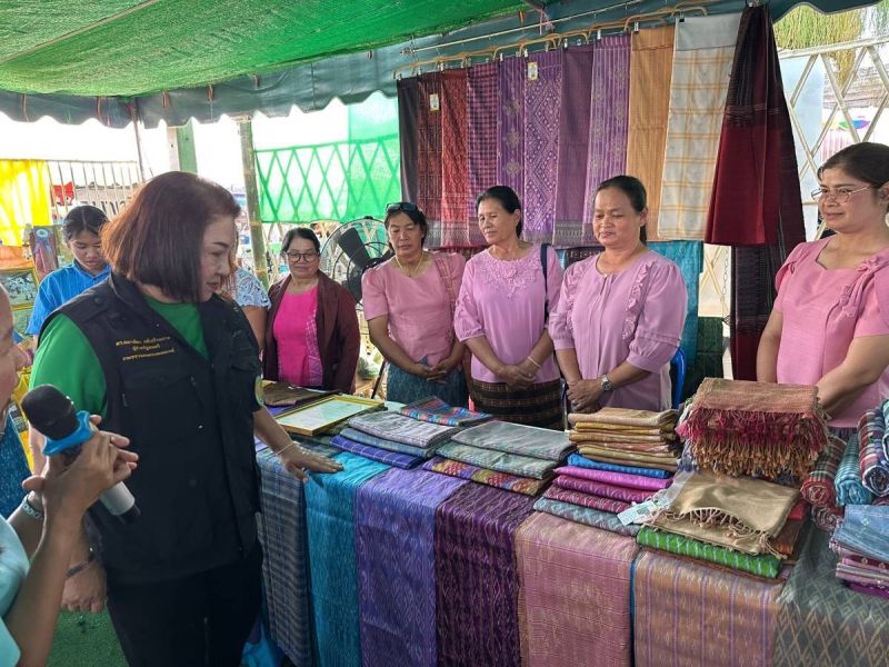 ผู้ช่วย รมว.กษ. 680200002109