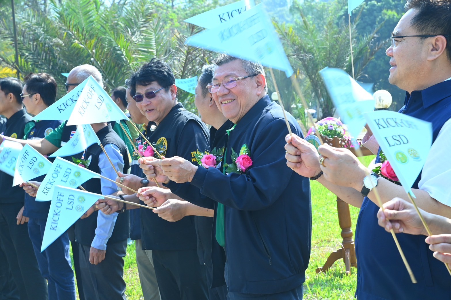 ก.เกษตรฯ Kick Off รณรงค์ฉีดวัคซีน ‘โรคลัมปี สกิน’ 7.8 ล้านโดส ป้องกันการระบาด ลดความสูญเสีย สร้างความเชื่อมั่นในสินค้าปศุสัตว์ให้กับประเทศคู่ค้า 9 S 13525105
