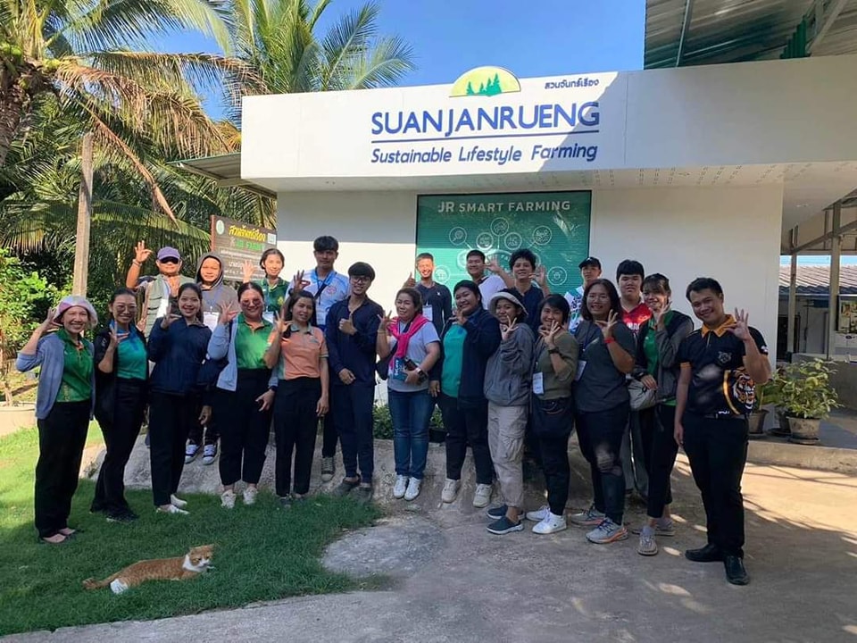 “จันทร์เรืองฟาร์ม (JR Farm)” ศูนย์บ่มเพาะเกษตรกรรุ่นใหม่ อ.ขลุง จ.จันทบุรีแหล่งบ่มเพาะเตรียมความพร้อมในการเป็นผู้ประกอบการเกษตรในอนาคต 9 S 399933457