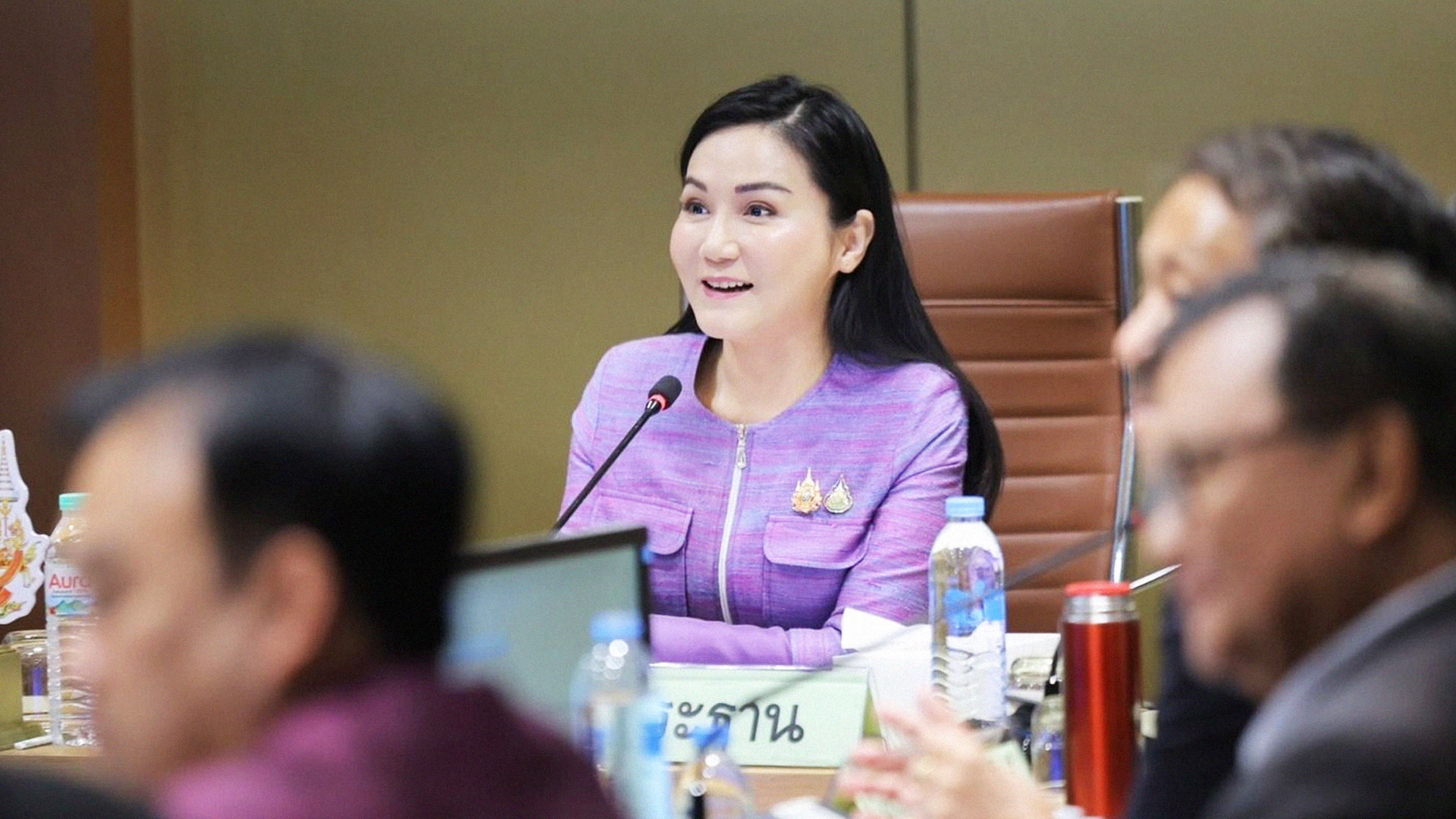 “รมว.นฤมล”เผย มกอช.มีมติยกเลิกนำเข้าเมล็ดถั่วลิสงแห้งดิบไม่ได้มาตรฐานจากอินเดีย พร้อมสร้างความมั่นใจในคุณภาพรังนกบ้าน ผลักดันให้ส่งออกเพิ่ม สร้างรายได้ให้เกษตรกร 1 มกอช2แแ