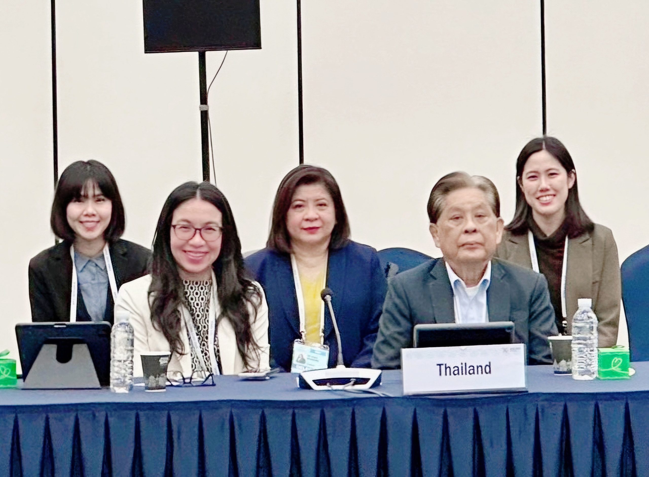 สศก. ร่วมเวที PPFS ณ สาธารณรัฐเกาหลี ผลักดันความมั่นคงอาหารภายใต้เอเปค พร้อมชูแผนรับมือสภาพภูมิอากาศ นโยบายประกันภัยพืชผลและการขึ้นทะเบียนผู้ให้บริการเครื่องจักรกลทางการเกษตร เพื่อสร้างโอกาสให้เกษตรกร 3 1394224 0 scaled