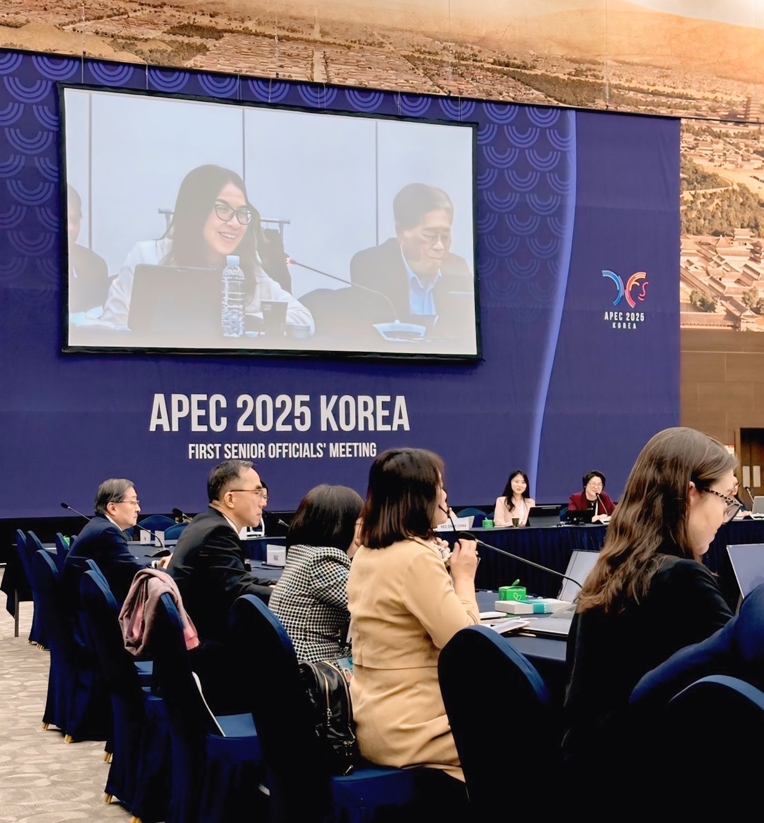 สศก. ร่วมเวที PPFS ณ สาธารณรัฐเกาหลี ผลักดันความมั่นคงอาหารภายใต้เอเปค พร้อมชูแผนรับมือสภาพภูมิอากาศ นโยบายประกันภัยพืชผลและการขึ้นทะเบียนผู้ให้บริการเครื่องจักรกลทางการเกษตร เพื่อสร้างโอกาสให้เกษตรกร 11 1394232 0