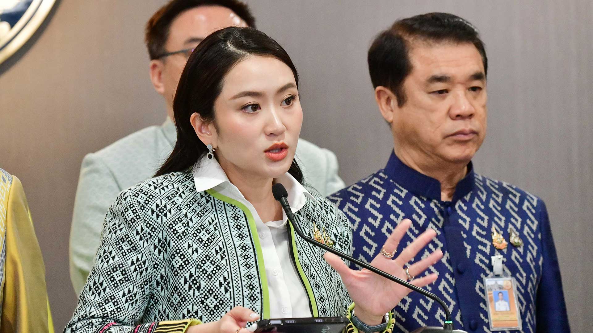 ครม. ไฟเขียว 200 ล้านบาทเพิ่มประสิทธิภาพฝนหลวง แก้ปัญหาภัยแล้งและฝุ่นละอองขนาดเล็ก 1 ครมไฟเขียว3