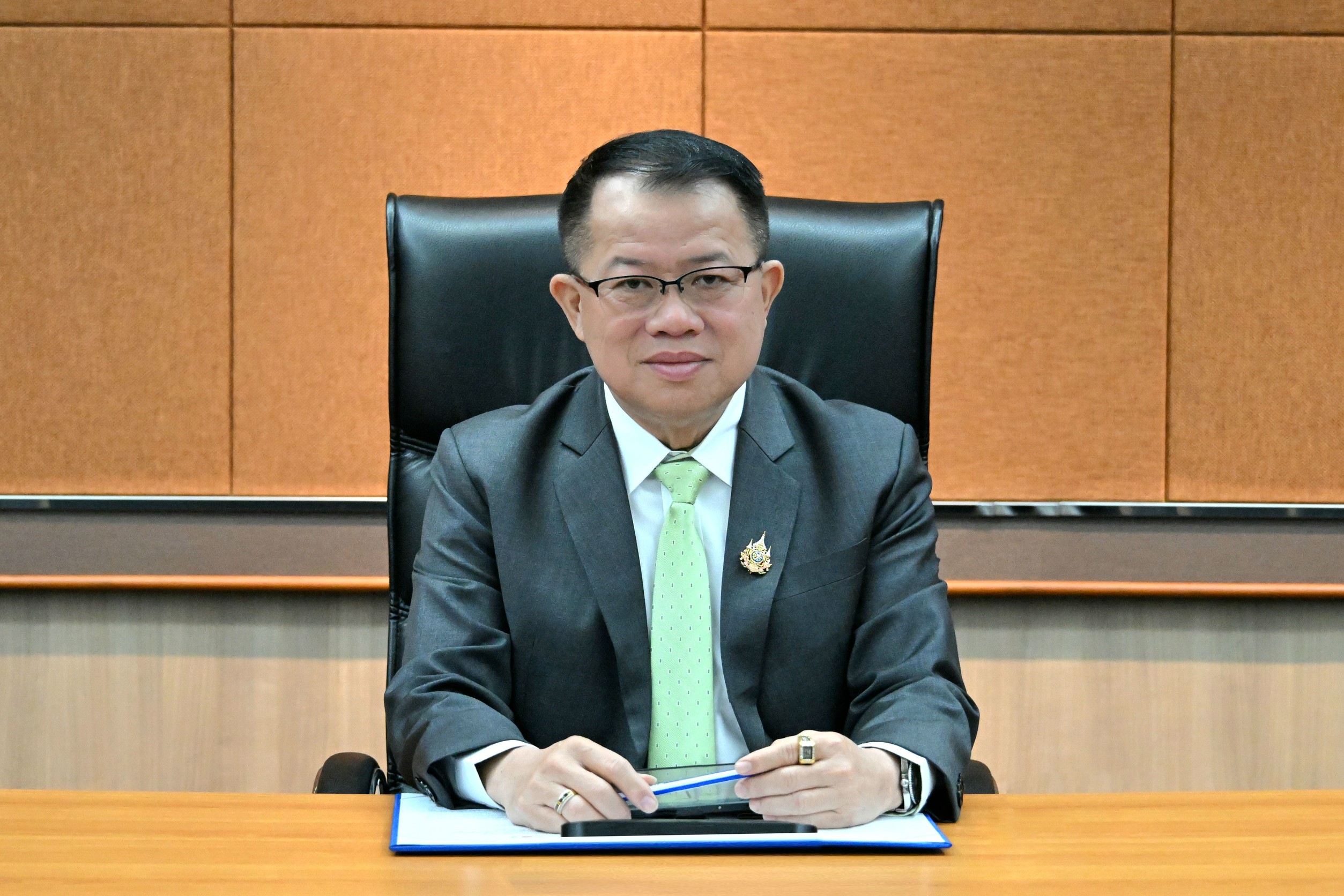 กรมพัฒนาที่ดิน Kick off “วันดินโลก ปี 2568”ภายใต้หัวข้อ “Healthy soils for healthy cities” เดินหน้าสร้างเมืองสมดุลด้วยพลังดิน 5 1733902829243 1