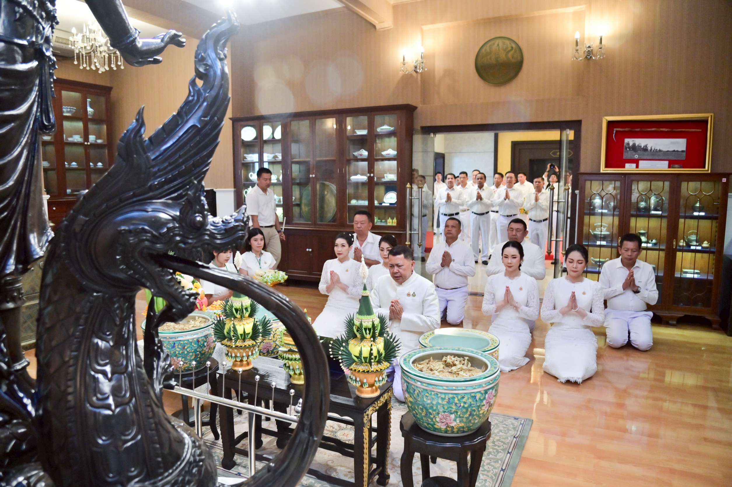 ก.เกษตรฯ จัดพิธีบวงสรวงบูรพกษัตริย์ องค์พระพิรุณทรงนาค และสิ่งศักดิ์สิทธิ์ประจำกระทรวงฯ เพื่อความเป็นสิริมงคล ก่อนงานพระราชพิธีพืชมงคลจรดพระนังคัลแรกนาขวัญ ประจำปี 2568 6 25