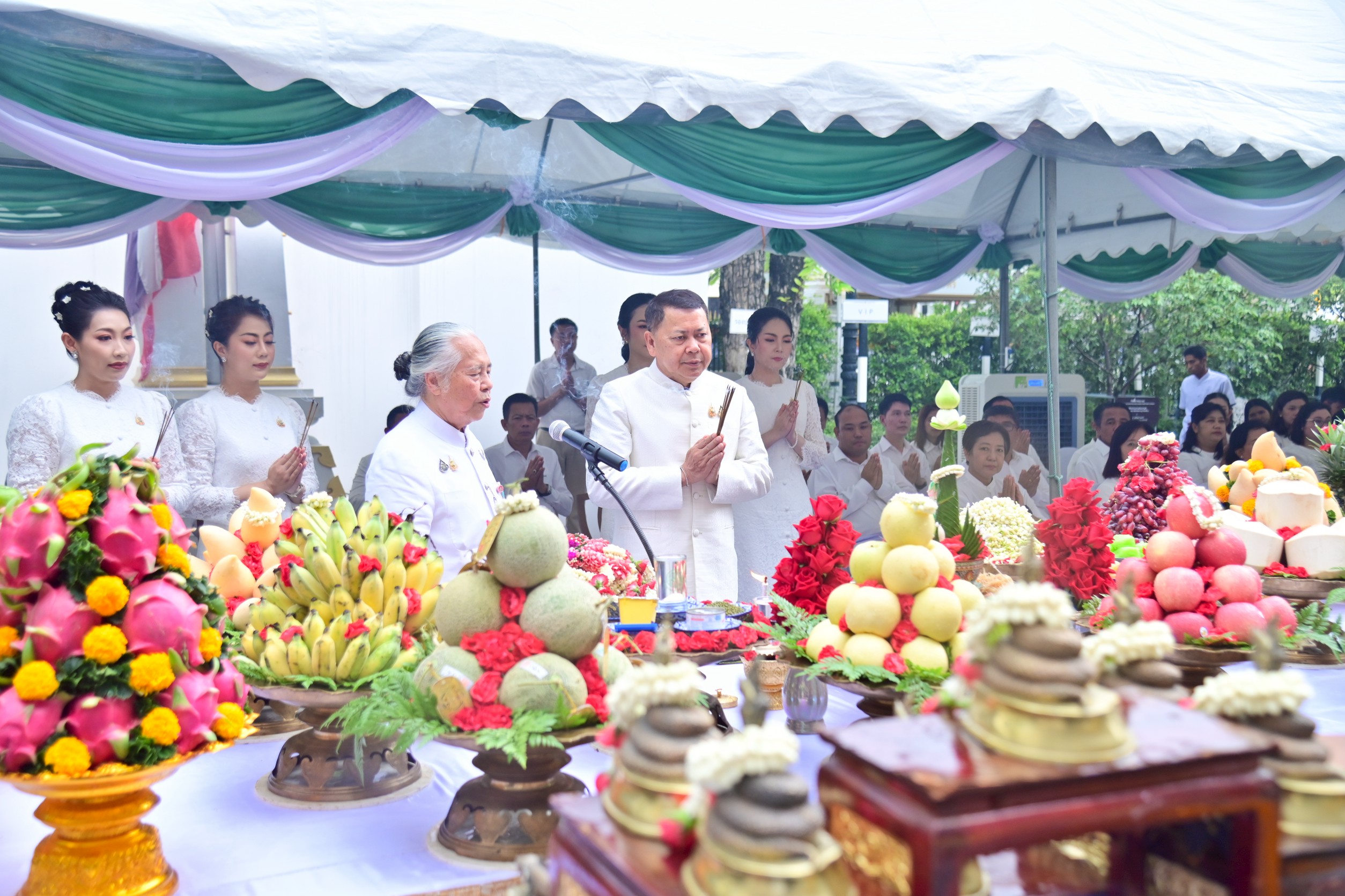 ก.เกษตรฯ จัดพิธีบวงสรวงบูรพกษัตริย์ องค์พระพิรุณทรงนาค และสิ่งศักดิ์สิทธิ์ประจำกระทรวงฯ เพื่อความเป็นสิริมงคล ก่อนงานพระราชพิธีพืชมงคลจรดพระนังคัลแรกนาขวัญ ประจำปี 2568 10 34