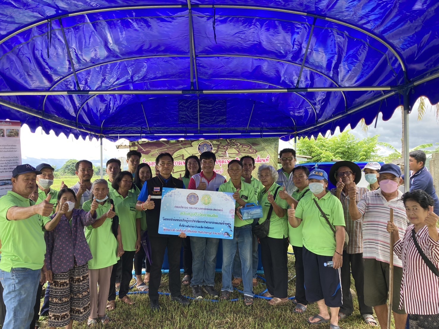 กรมประมง เล็งสร้างต้นแบบศูนย์ผลิตสัตว์น้ำชุมชน ภายใต้ “พะเยาโมเดล”จัดคอร์สถ่ายทอดเทคโนโลยีการเพาะพันธุ์ปลาเคลื่อนที่เพื่อปล่อยเลี้ยงในนาข้าวสรรพสีหนุนส่งเสริมวิถีการทำเกษตรแบบผสมผสาน สร้างแหล่งอาหารที่ยั่งยืน 6 442897