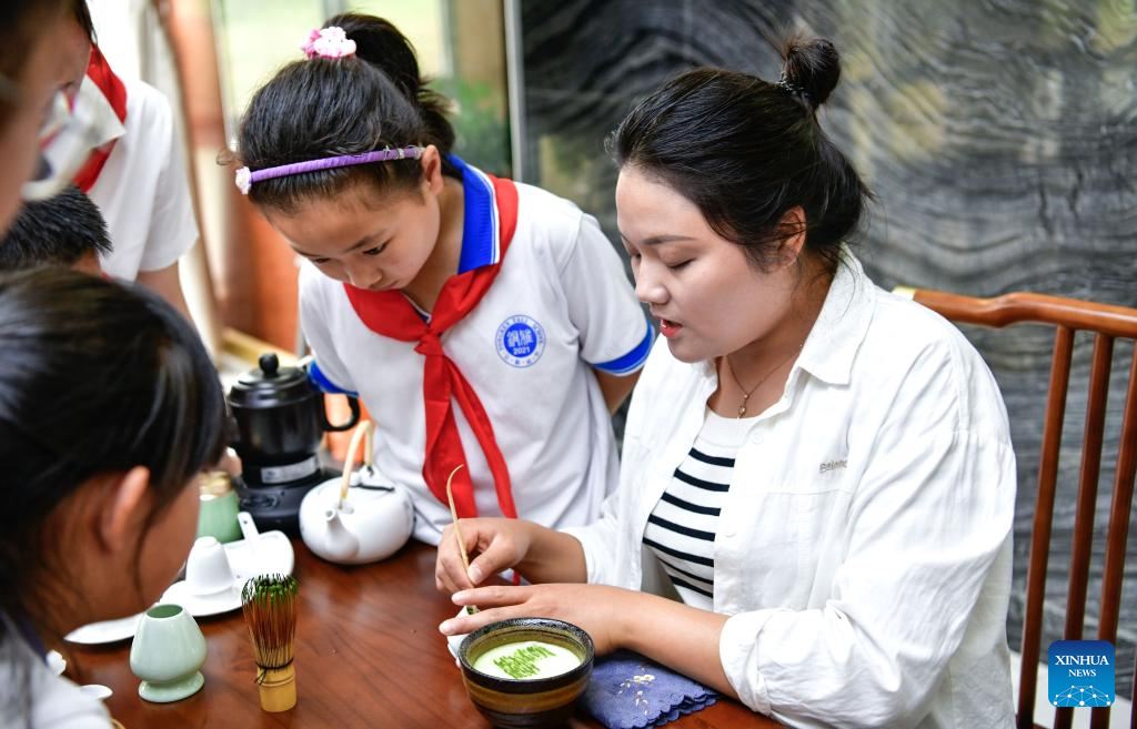 ลัดเลาะศูนย์กลางอุตสาหกรรม 'มัทฉะ' ระดับโลกในกุ้ยโจว 7 499166365 1143590071143368 7137423641783075859 n