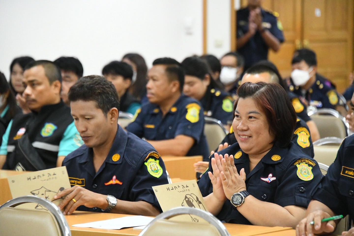 กวก. ติวเข้มสารวัตรเกษตรทั่วประเทศขับเคลื่อนปุ๋ยและชีวภัณฑ์ ย้ำผลิตปุ๋ยปลอมโทษจำคุกสูงถึง 15 ปี ปรับสูงสุด 2 ล้านบาท 5 500002761 1135673041927291 8241262838745635478 n