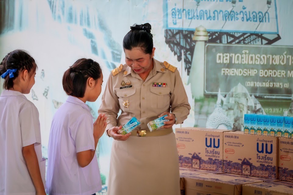 คกก.อาหารนม (นมโรงเรียน) ย้ำ มั่นใจได้ พร้อมเร่งส่งตรงถึงมือน้องๆ แน่นอน 3 S 185368614