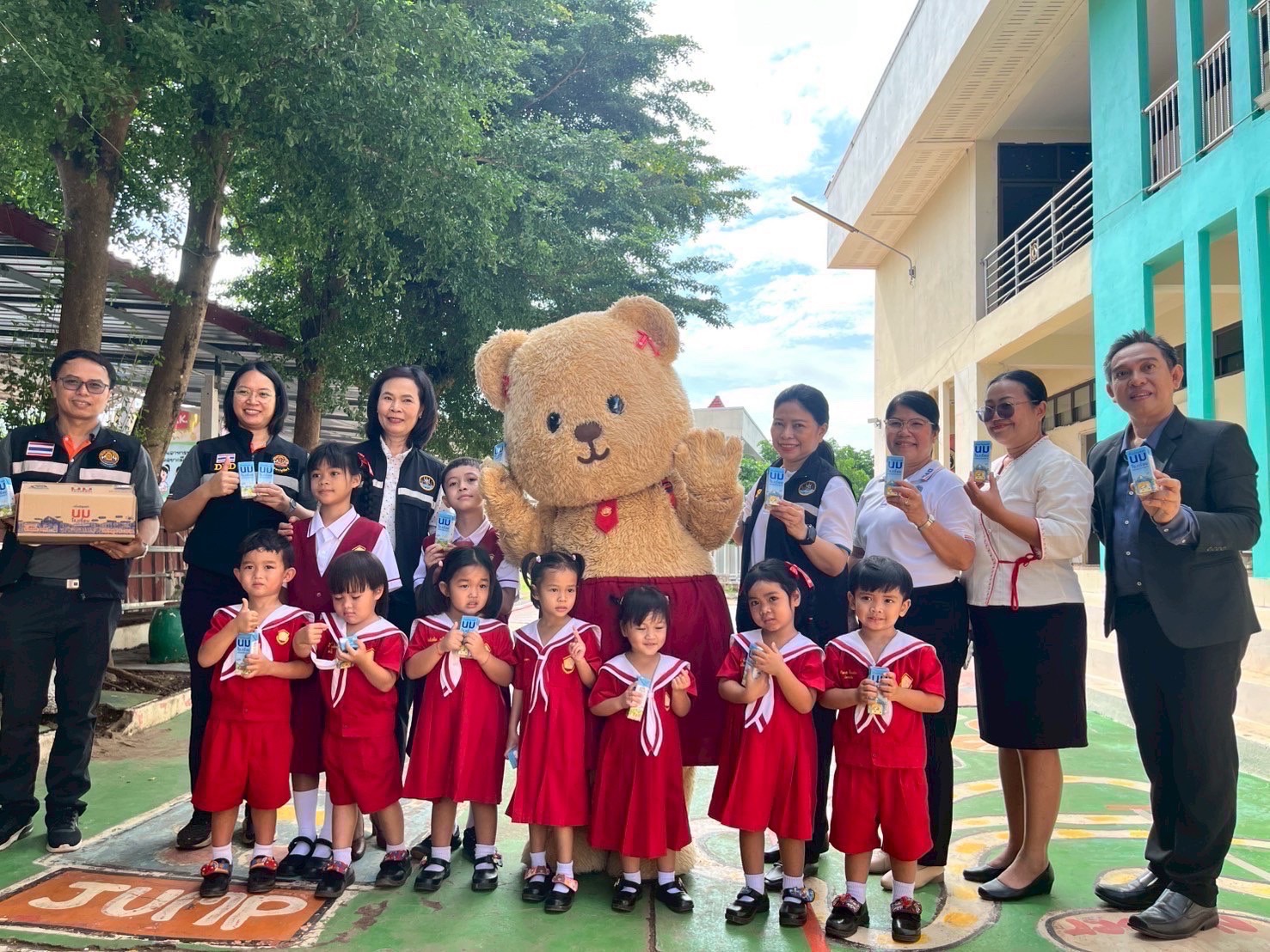 คกก.อาหารนม (นมโรงเรียน) ย้ำ มั่นใจได้ พร้อมเร่งส่งตรงถึงมือน้องๆ แน่นอน 5 S 185368617