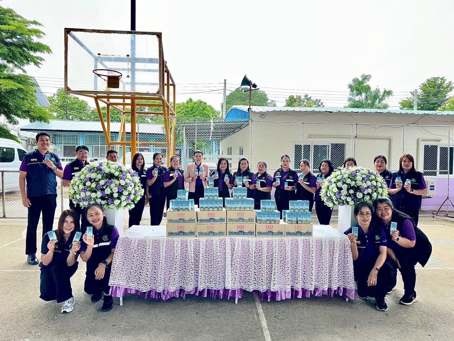 คกก.อาหารนม (นมโรงเรียน) ย้ำ มั่นใจได้ พร้อมเร่งส่งตรงถึงมือน้องๆ แน่นอน 9 S 185368619