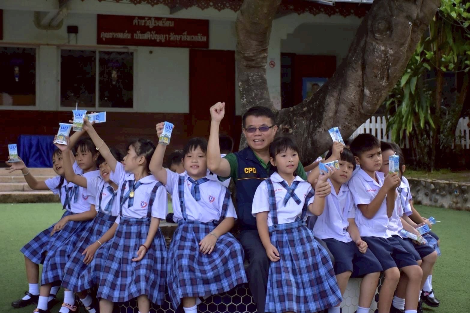 คกก.อาหารนม (นมโรงเรียน) ย้ำ มั่นใจได้ พร้อมเร่งส่งตรงถึงมือน้องๆ แน่นอน 12 S 185368622