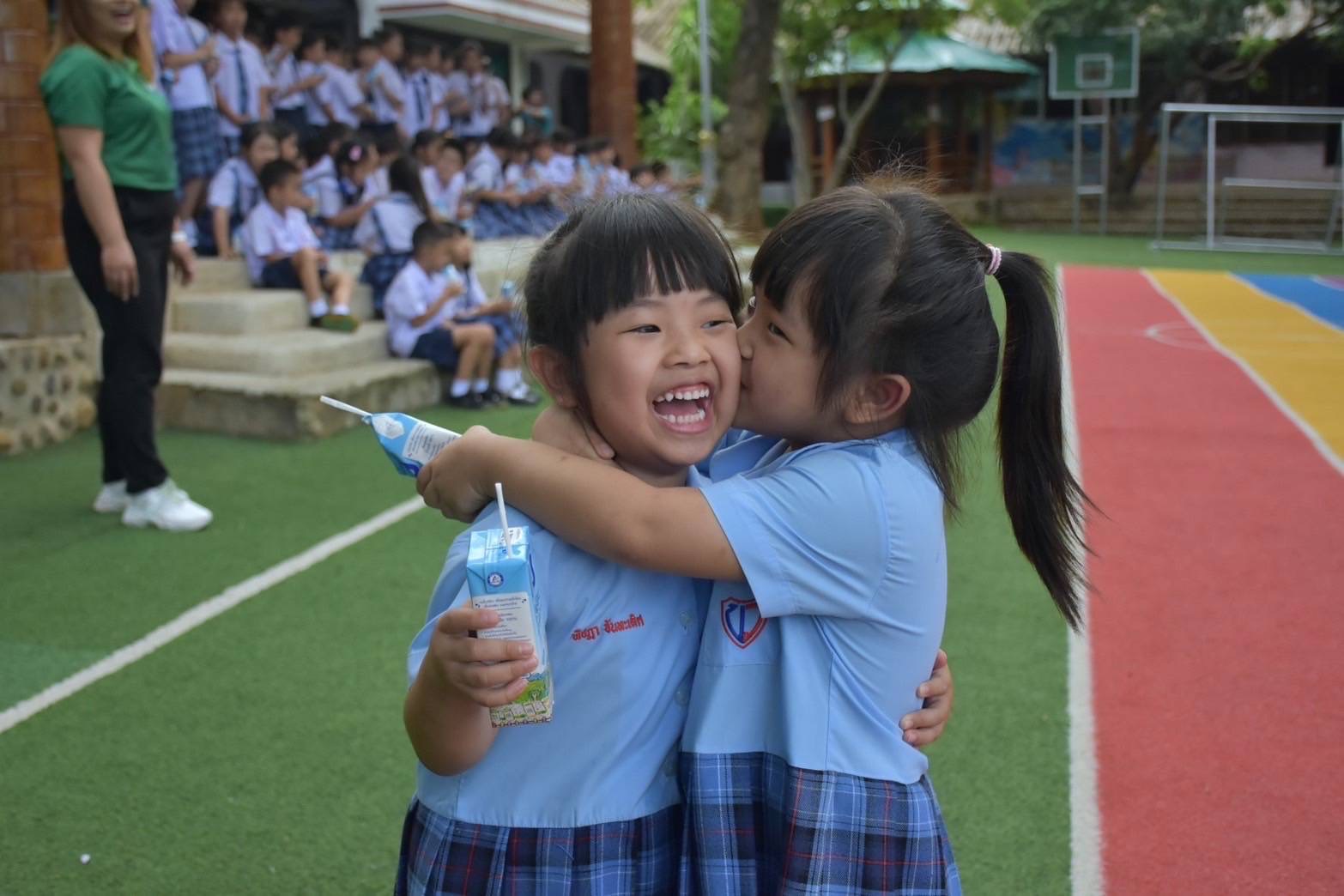 คกก.อาหารนม (นมโรงเรียน) ย้ำ มั่นใจได้ พร้อมเร่งส่งตรงถึงมือน้องๆ แน่นอน 15 S 185368625