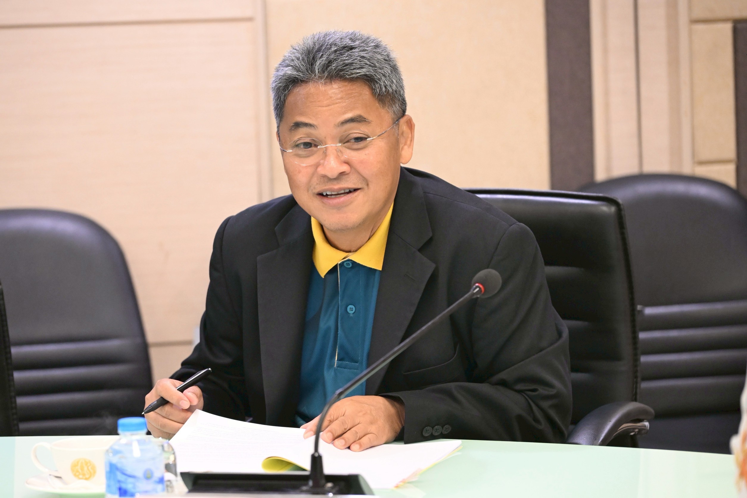 ปลัดเกษตรฯ ประกาศชัด เด็กนักเรียนต้องได้ดื่มนมโคแท้ 100% คุณภาพดี ให้ครบ 260 วันต่อปีการศึกษา 3 S 478396462