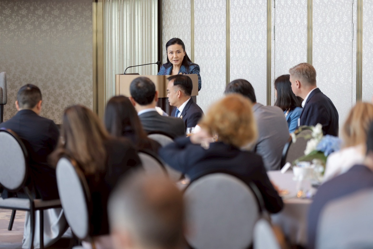 รมว.นฤมล ประกาศจุดแข็งภาคการเกษตรไทย มุ่งผลักดันระบบอาหารปล่อยคาร์บอนต่ำ บนเวทีประชุมระดับภูมิภาค First Movers Coalition โดย World Economic Forum 3 S 8446003 0