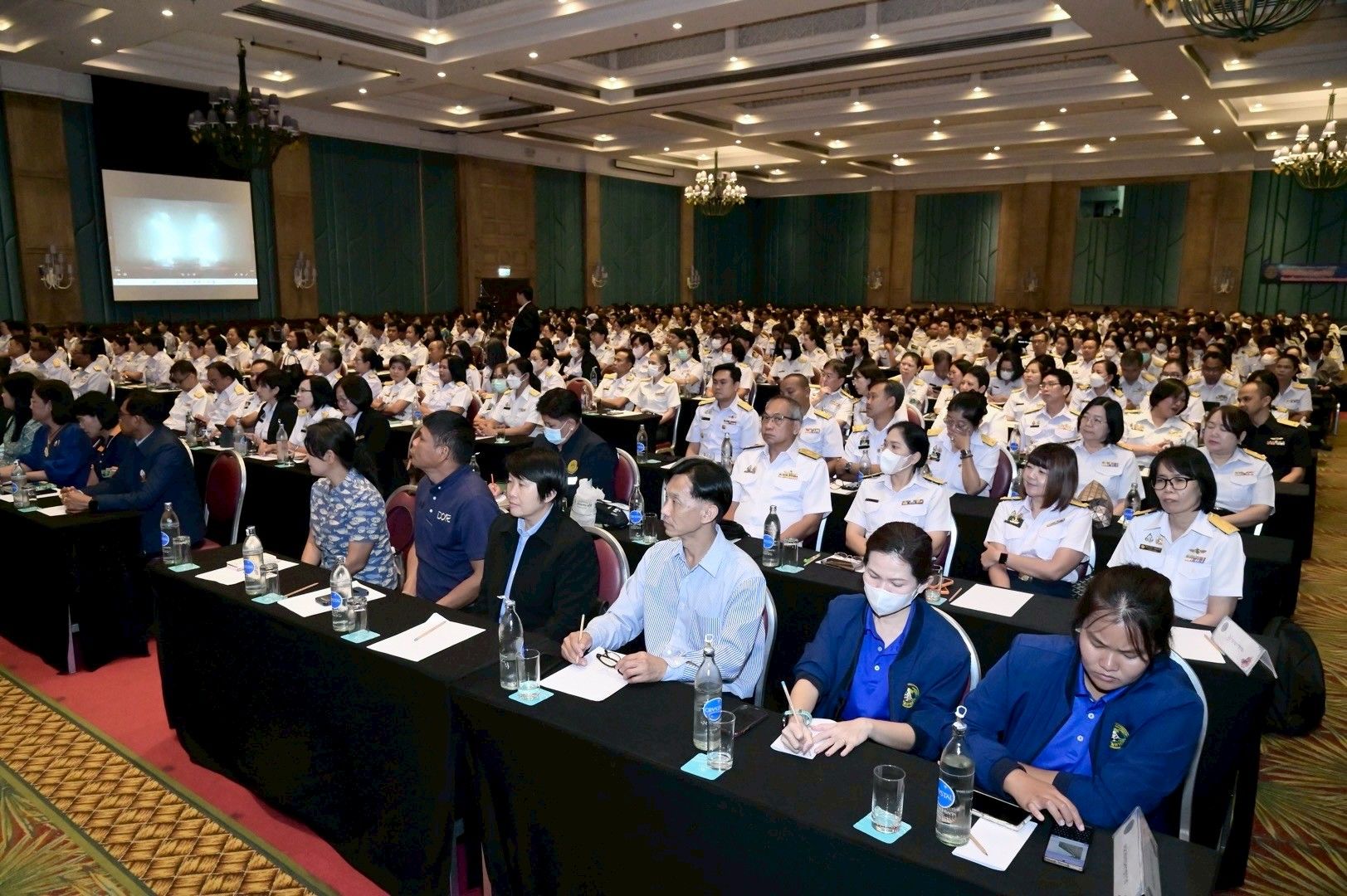 รมช.อัครา เปิดการประชุมวิชาการประมง ประจำปี 2568 มุ่งขับเคลื่อนงานวิจัยและนวัตกรรมสู่การประมงอัจฉริยะและยั่งยืน 7 1250211