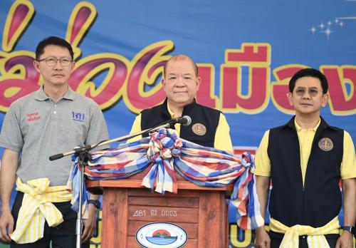 “พิชัย” ลุยเมืองเลย เปิดงานชวนชิม “สับปะรดไร่ม่วง” รสชาติหอม หวาน ฉ่ำ เตรียมดันขึ้นแท่นสินค้า GI สร้างรายได้เกษตรกร หนุนตลาดใน-ต่างประเทศครบวงจร 2 202506073b05ebe5c1f4cf2c391c0ed8d8fdb9ab160615