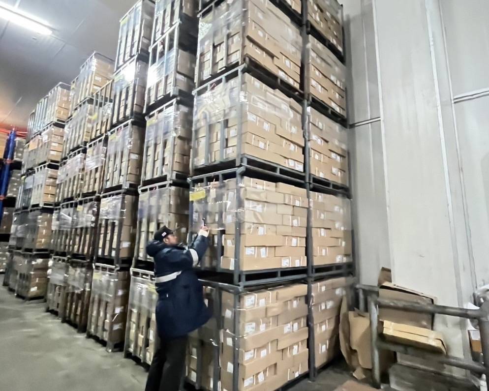 จับขาไก่เถื่อนกว่า 346 ตัน ลอบนำเข้าเก็บห้องเย็นสมุทรสาคร 5 291399