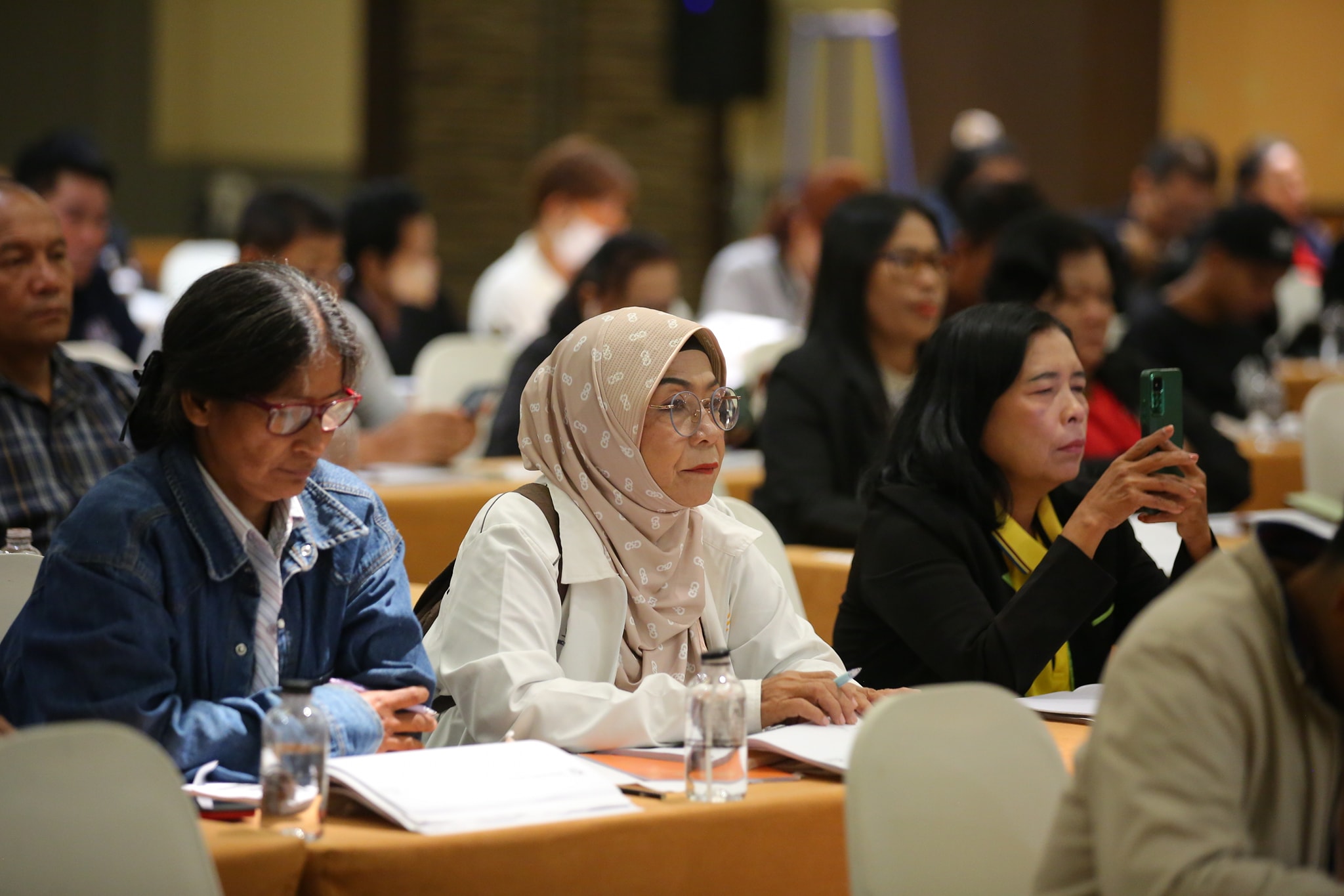 กรมส่งเสริมการเกษตรยกระดับศักยภาพเกษตรกรแปลงใหญ่ จัดอบรมผู้จัดการแปลงอย่างต่อเนื่อง เพื่อการบริหารจัดการแปลงที่มีประสิทธิภาพ 5 494375755 1064111305824834 7408678116693174424 n