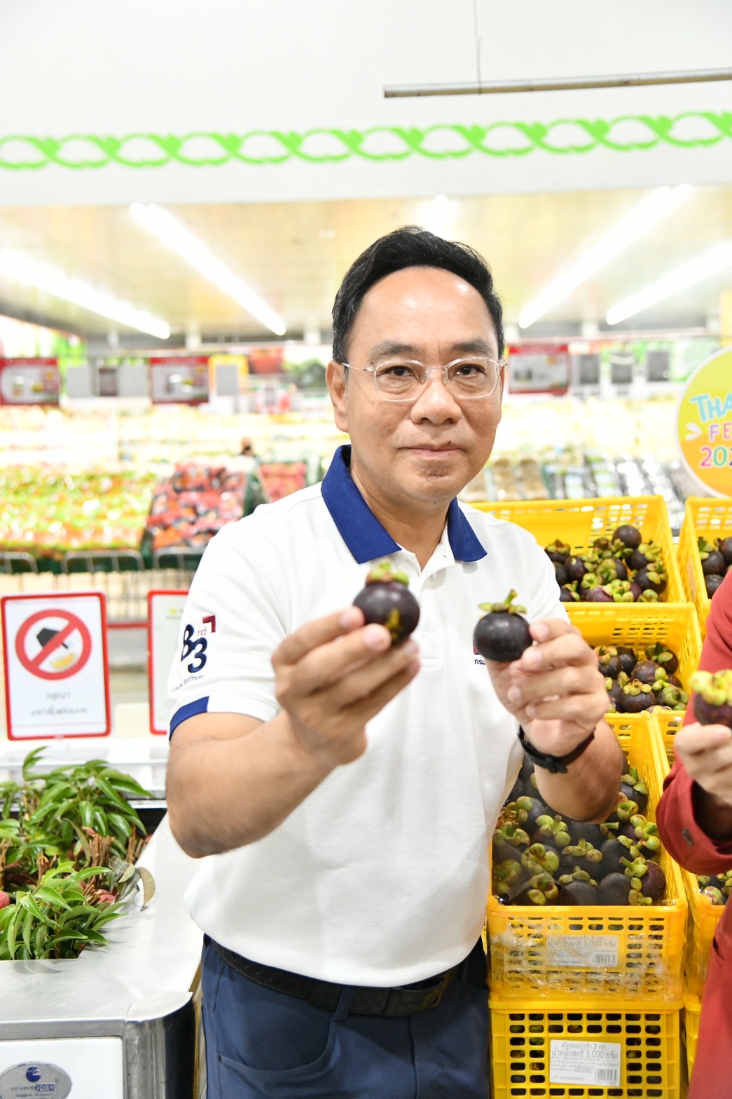 พาณิชย์–ซีพีแอ็กซ์ตร้า ผนึกกำลังเร่งระบายมังคุด 1,000,000 กิโลเข้าสู่แม็คโคร-โลตัส ทั่วประเทศ ช่วยเกษตรกรภาคตะวันออกช่วงปลายฤดู 2 506736412 1302798091412728 2403879529013370589 n