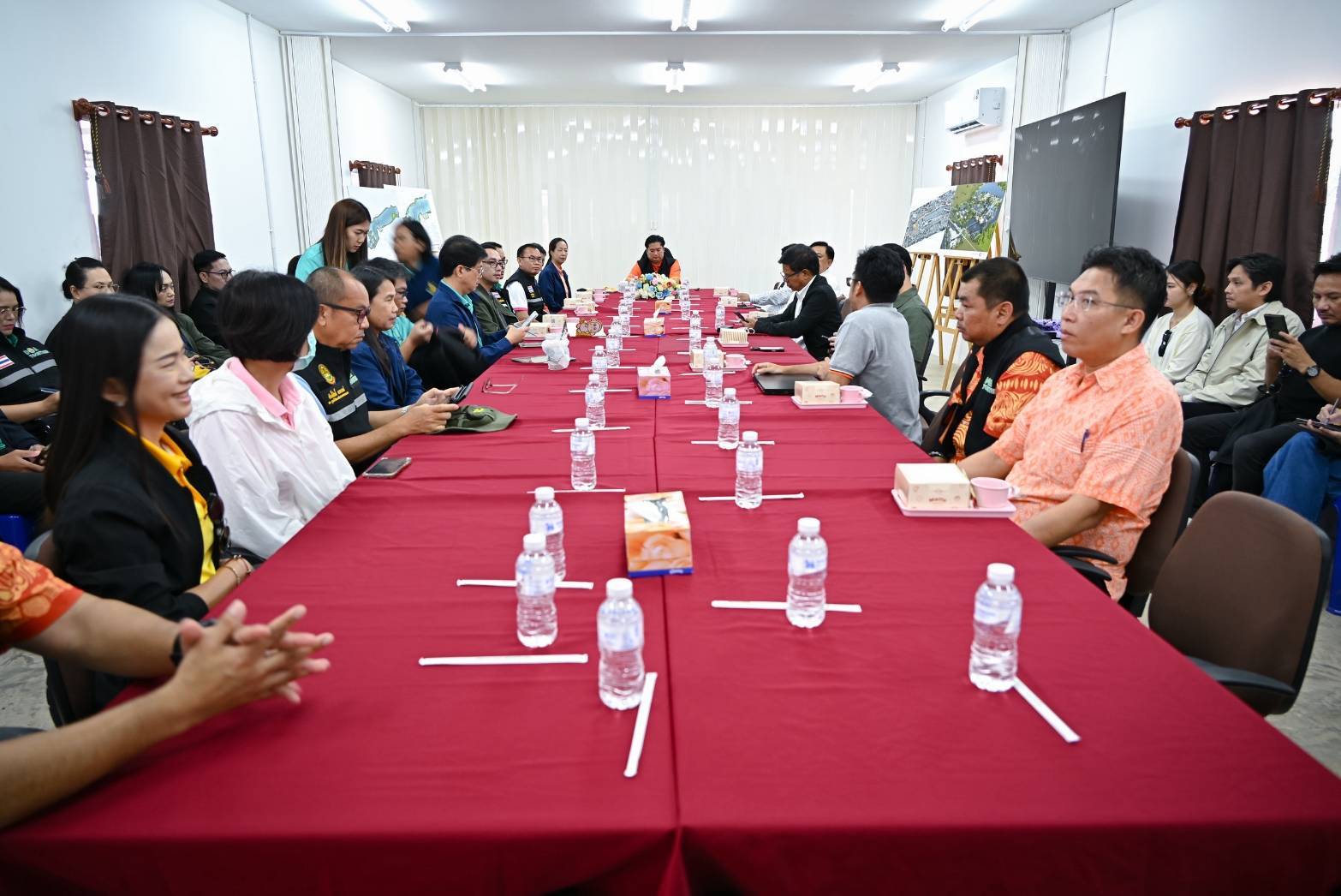 อธิบดีกรมวิชาการเกษตร คณะกรรมาธิการการเกษตรและสหกรณ์ สภาผู้แทนราษฎร ลงพื้นที่จัดงานมหกรรมพืชสวนโลกจังหวัดอุดรธานี พอใจงานก่อสร้าง มีความก้าวหน้าตามแผนงาน มั่นใจเสร็จทัน งานมหกรรมพืชสวนโลกอุดรฯ 1 พ.ย. 69 3 931519