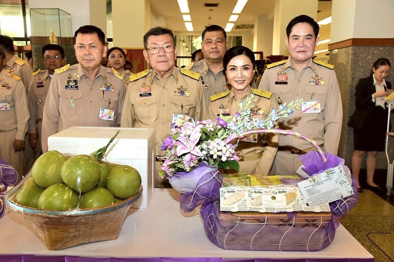สมเด็จพระกนิษฐาธิราชเจ้า กรมสมเด็จพระเทพรัตนราชสุดา ฯ สยามบรมราชกุมารี เสด็จพระราชดำเนินไปทรงเปิดงาน วันข้าวและชาวนาแห่งชาติ ประจำปี 2568 11 S 14041105