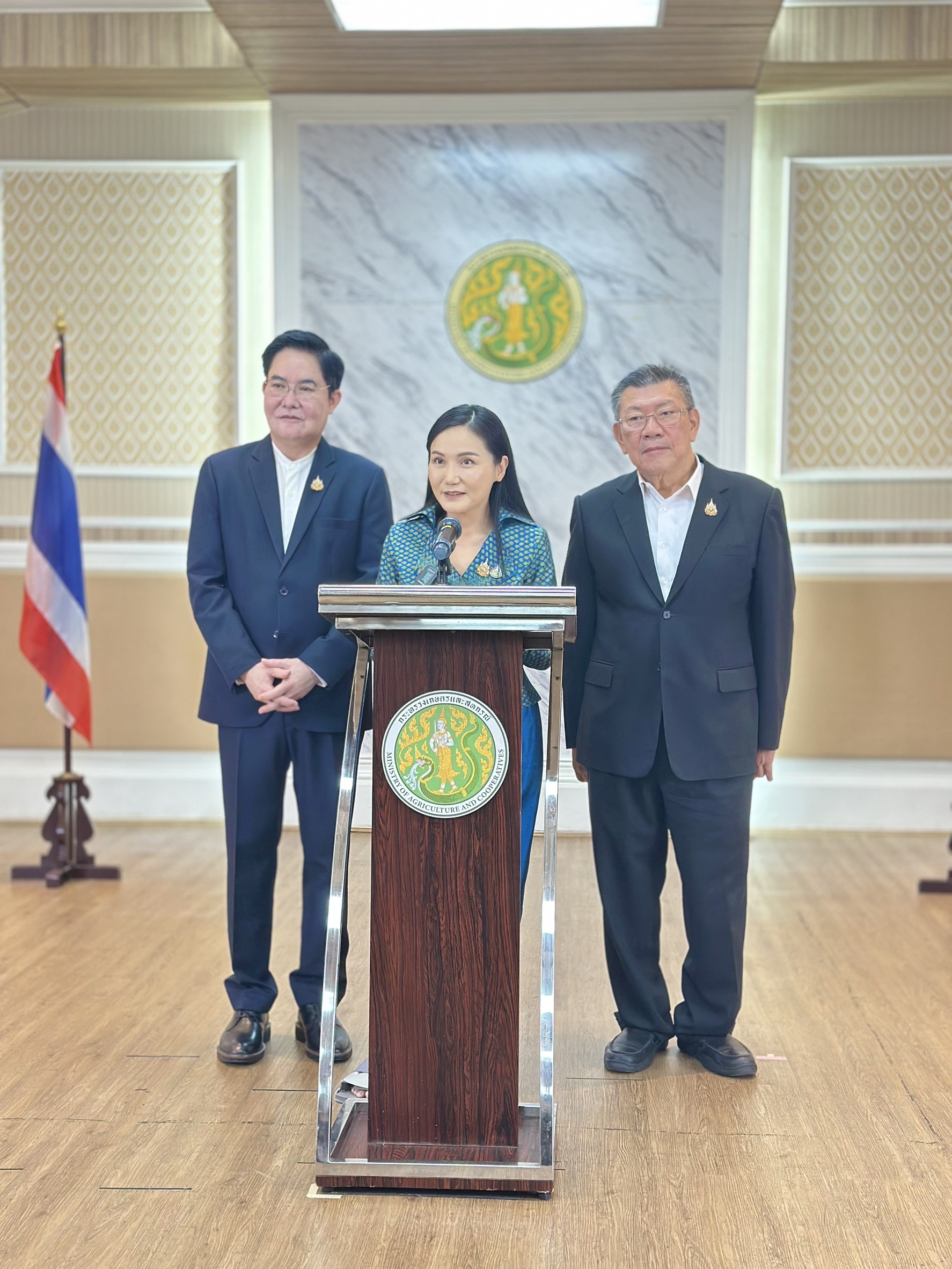 “นฤมล“ยืนยัน“พรรคกล้าธรรม”ยังสนับสนุน นายกฯ ทำงานต่อ ขอคนไทยสามัคคี อย่าหลงเกมกัมพูชา ช่วยกันส่งกำลังใจให้ทหารแนวหน้า 2 S 14409763