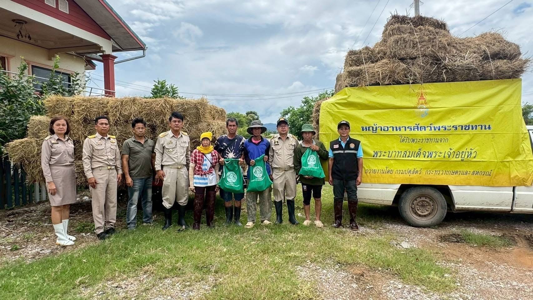 กรมปศุสัตว์ร่วมต้อนรับนายกรัฐมนตรี ลงพื้นที่ติดตามสถานการณ์อุทกภัย พื้นที่อำเภอพญาเม็งราย จังหวัดเชียงราย 6 S 14655547