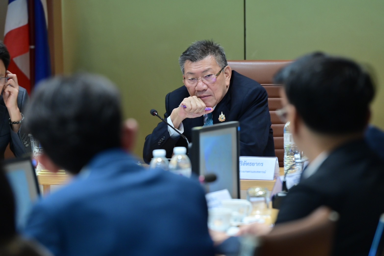 รัฐมนตรีช่วยเกษตรฯ ประชุมคณะทำงานขับเคลื่อนการจัดที่ดินทำกินในเขตปฏิรูปที่ดิน อ.จอมบึง จ.ราชบุรี 3 S 18169922