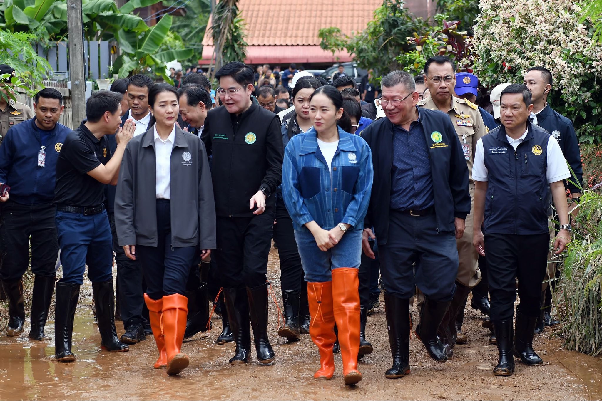 นายกฯ สั่งเร่งแก้ปัญหาน้ำท่วม พญาเม็งราย เตรียมแผนป้องกัน ระยะสั้น - กลาง - ยาว 4 messageImage 1751090384016