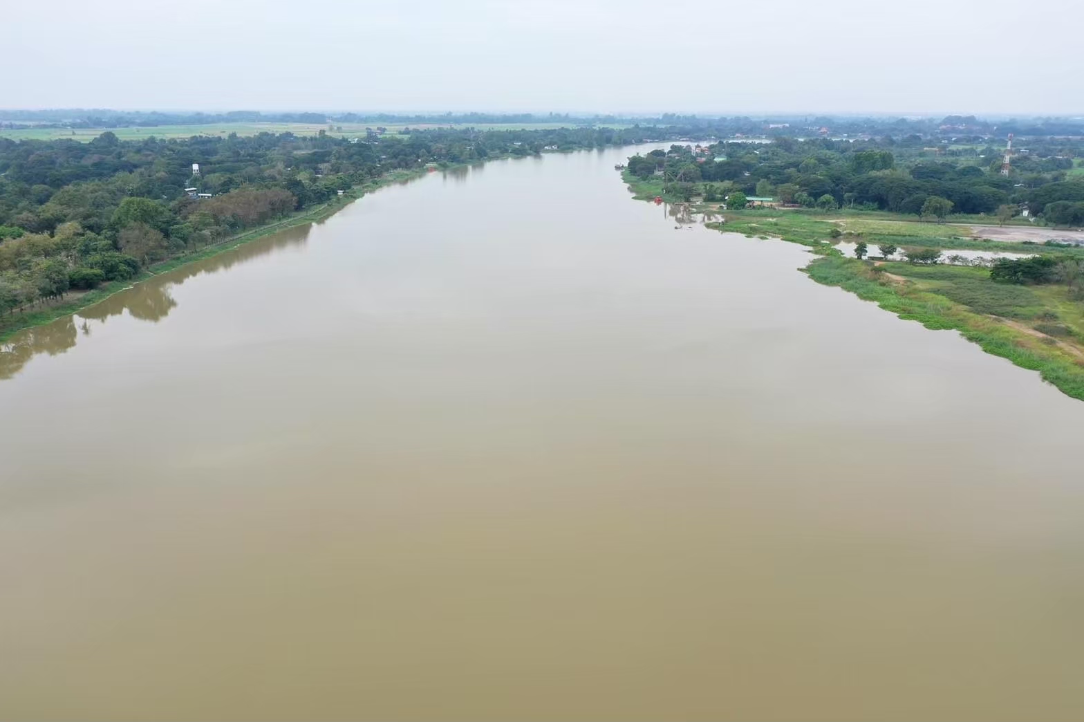 กรมชลฯ บริหารจัดการน้ำสอดคล้องกับสถานการณ์ ควบคู่ไปกับการเก็บกักพร้อมเฝ้าระวังสถานการณ์อย่างใกล้ชิด 2 ภาพชป3 1