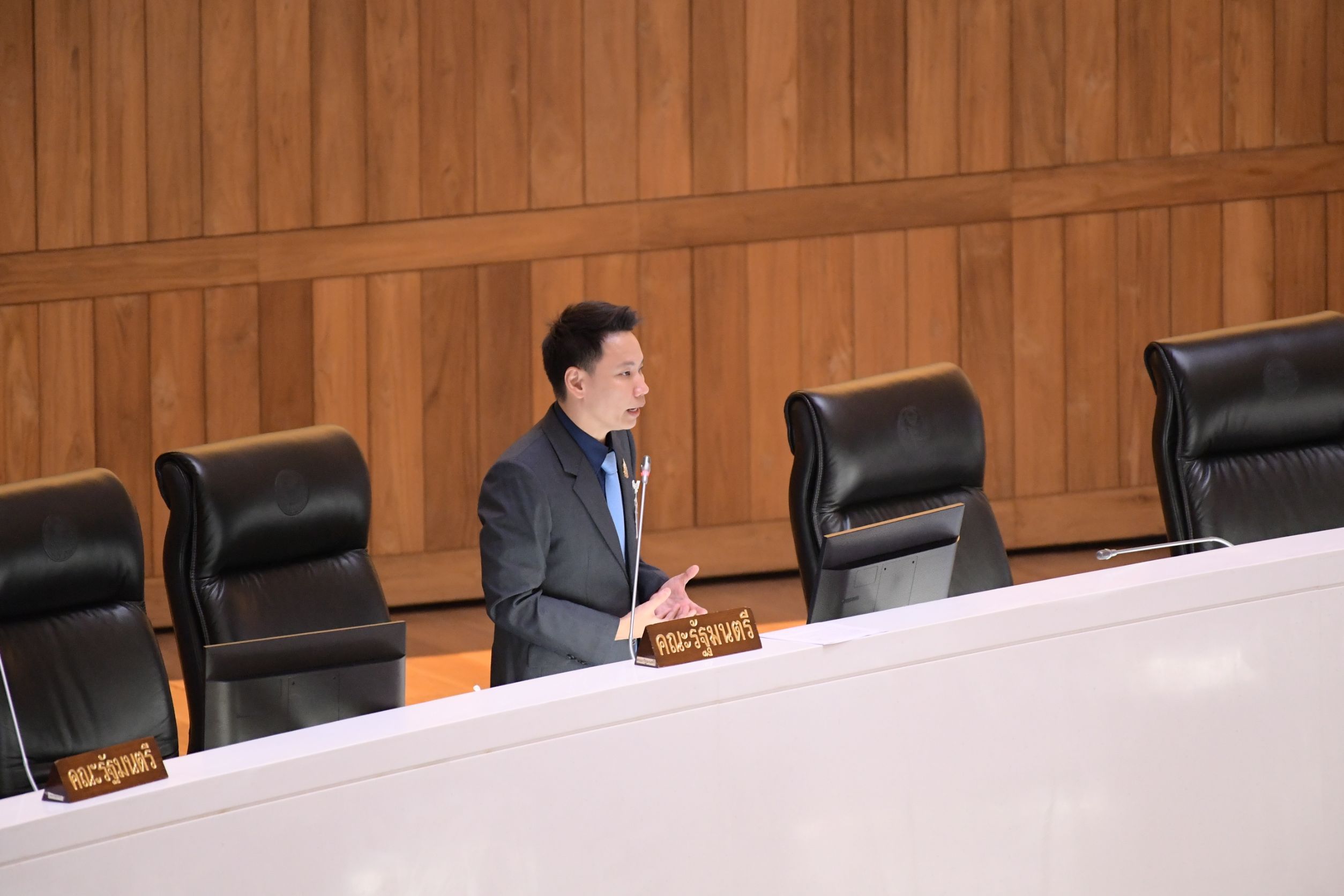 รมว.อรรถกร แจงสภาฯ น้ำท่าจีนยังรับได้ สั่งกรมชลประทานเร่งขุดลอก-ติดตั้งเครื่องสูบ รุกเพิ่มประสิทธิภาพระบายน้ำก่อนฝนหลากท่วมซ้ำ ยัน ระบายทันแน่นอน 3 1026008